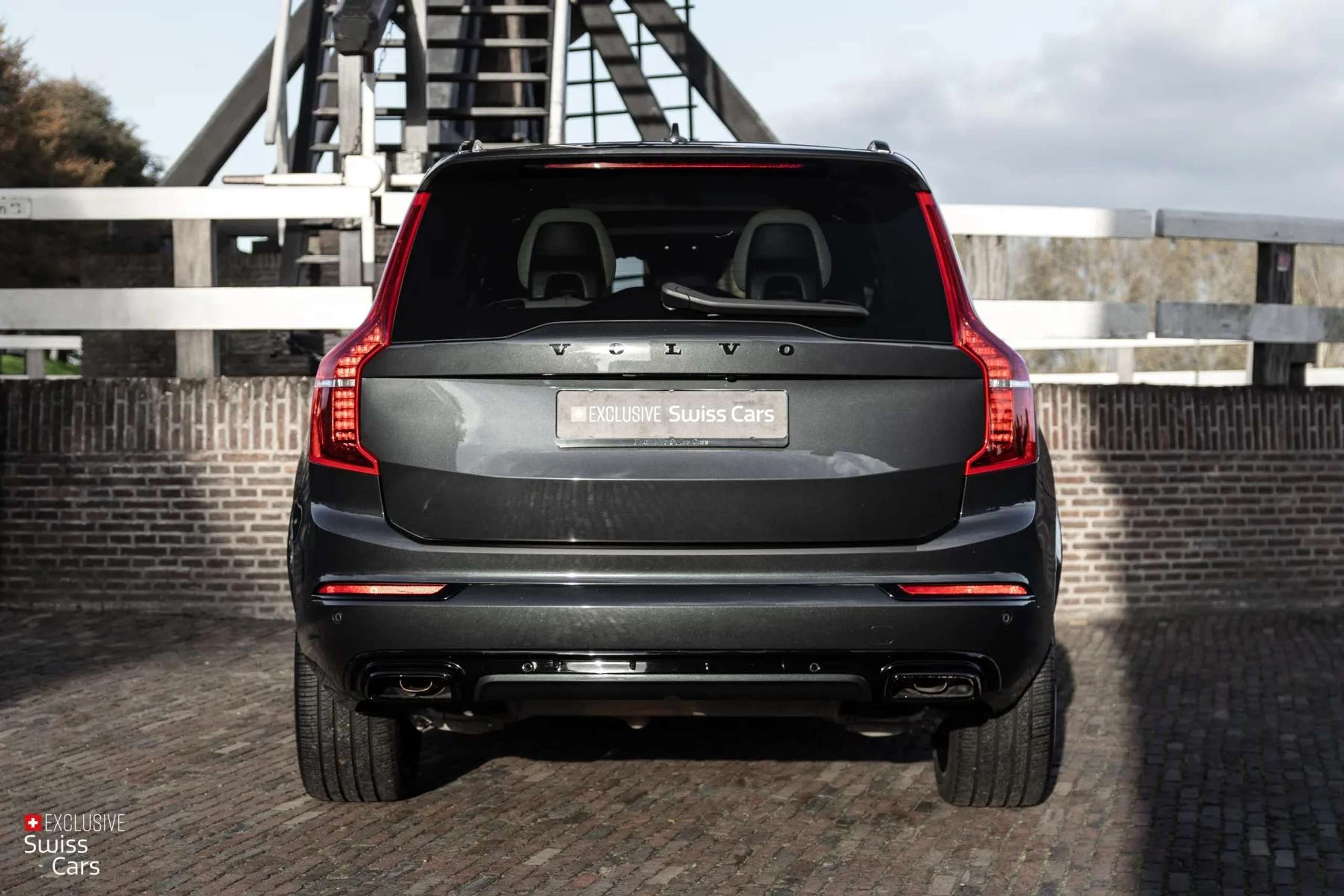 Volvo - XC90