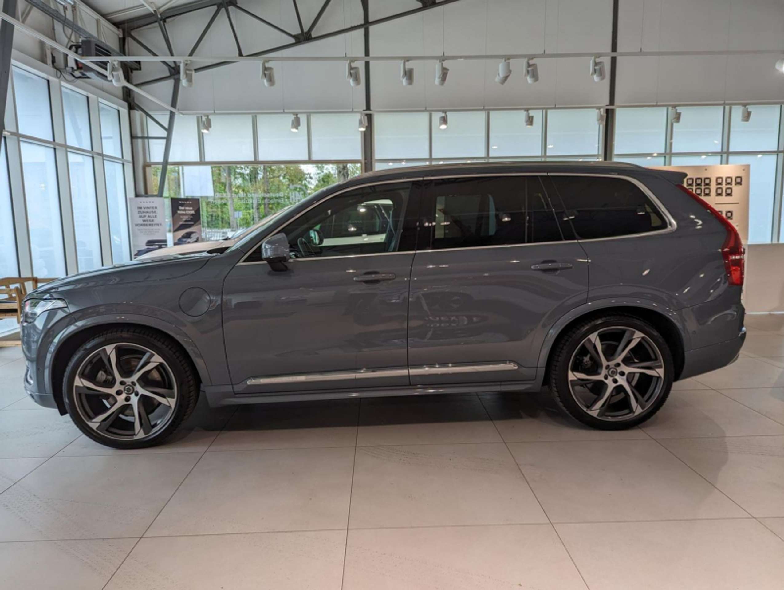 Volvo - XC90