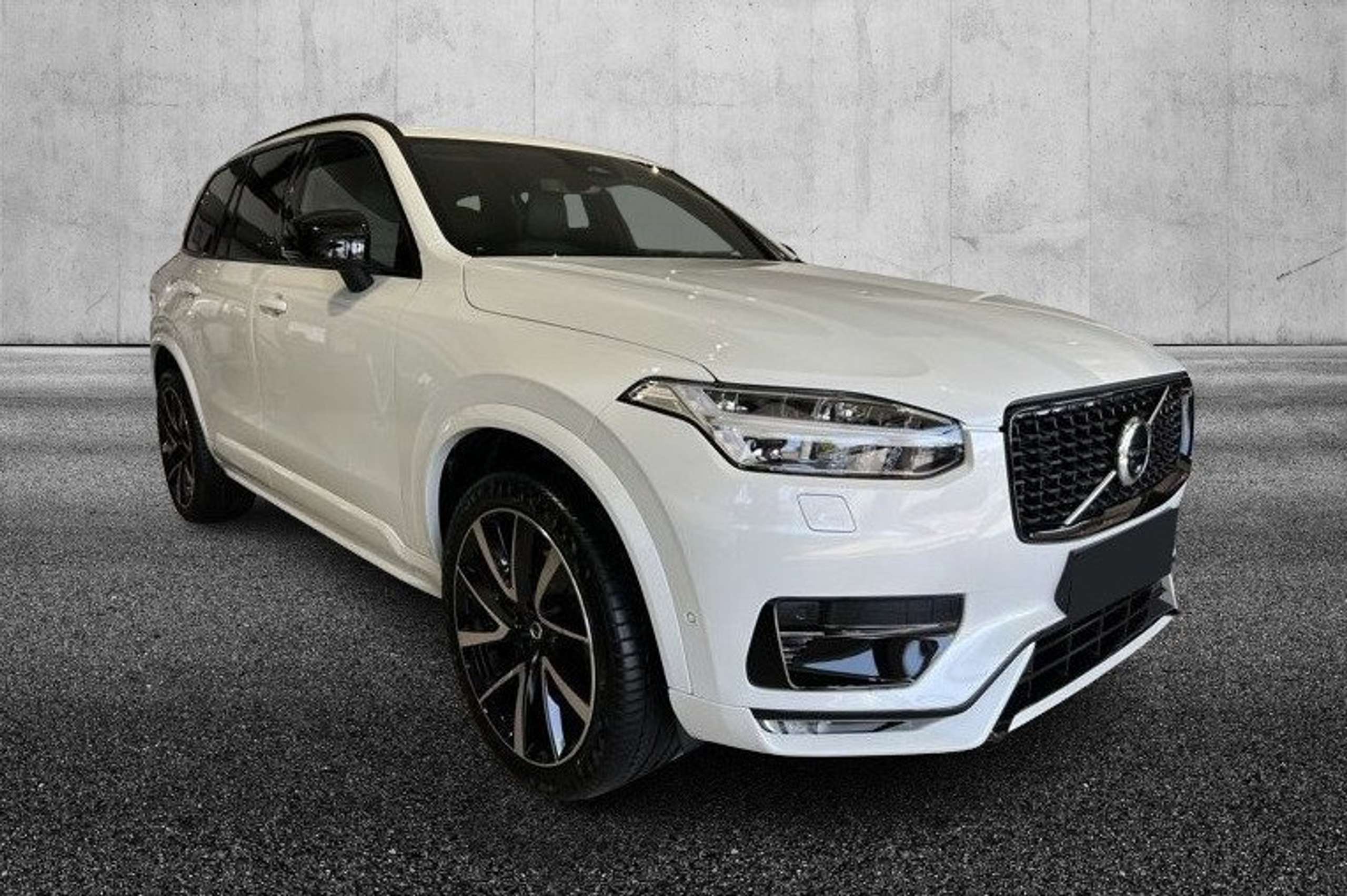 Volvo - XC90