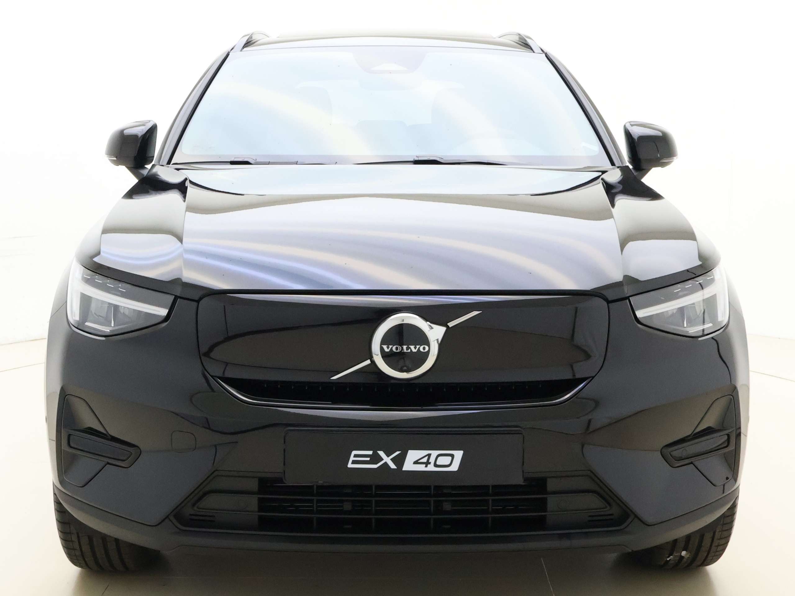 Volvo - EX40