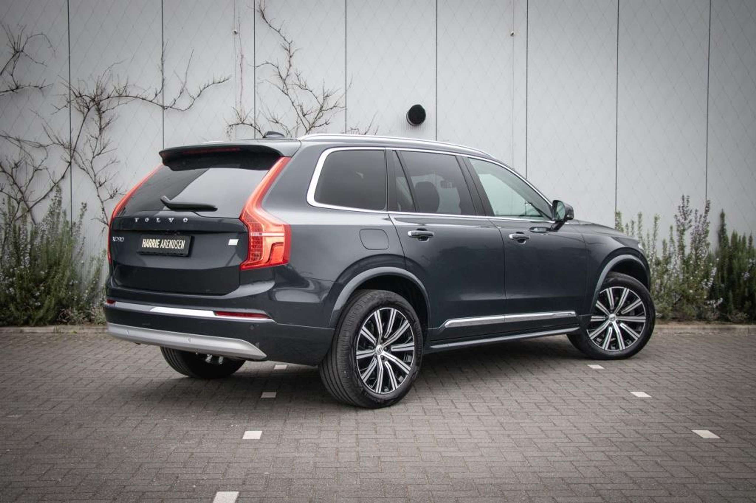 Volvo - XC90