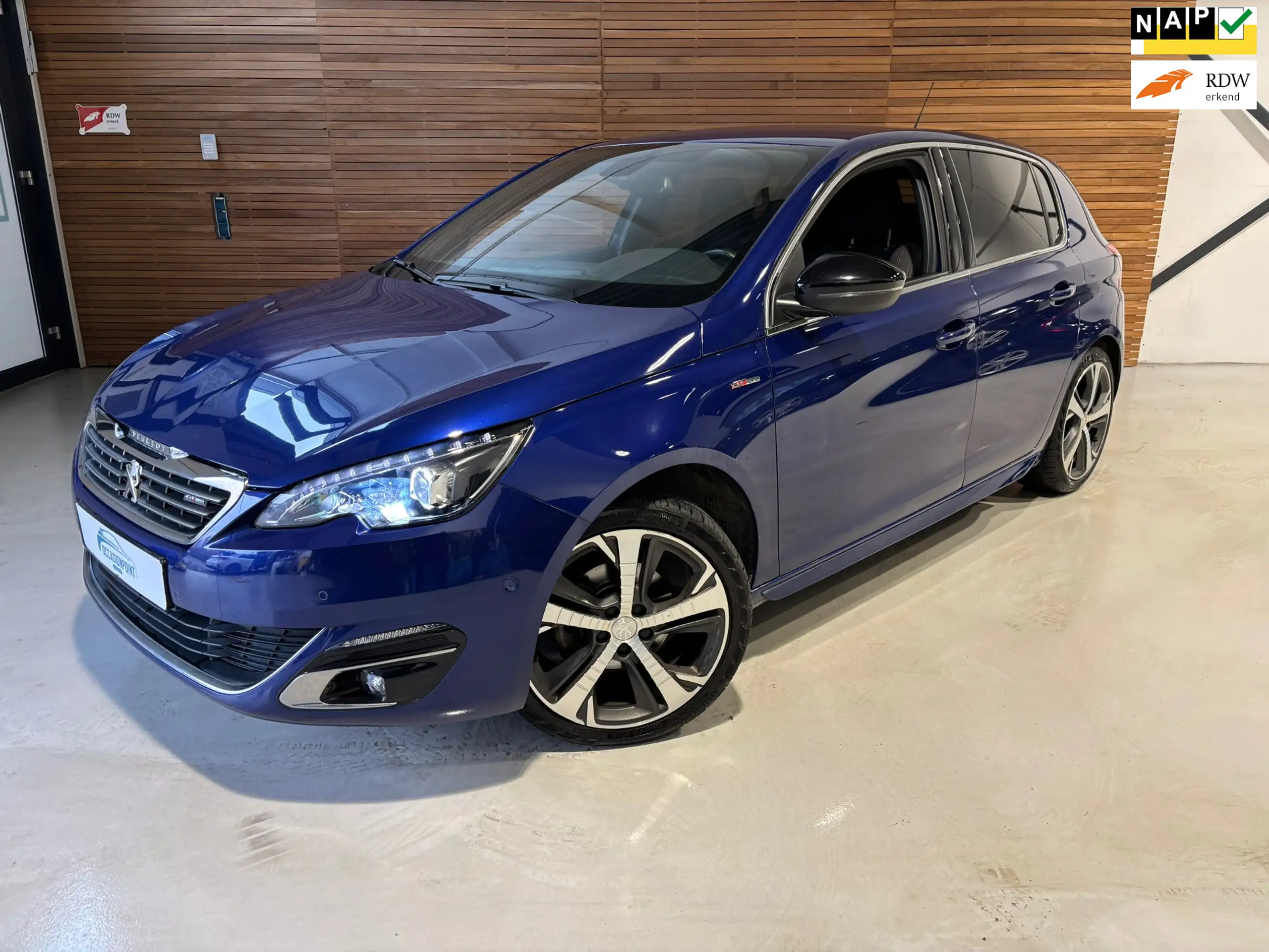 Peugeot - 308