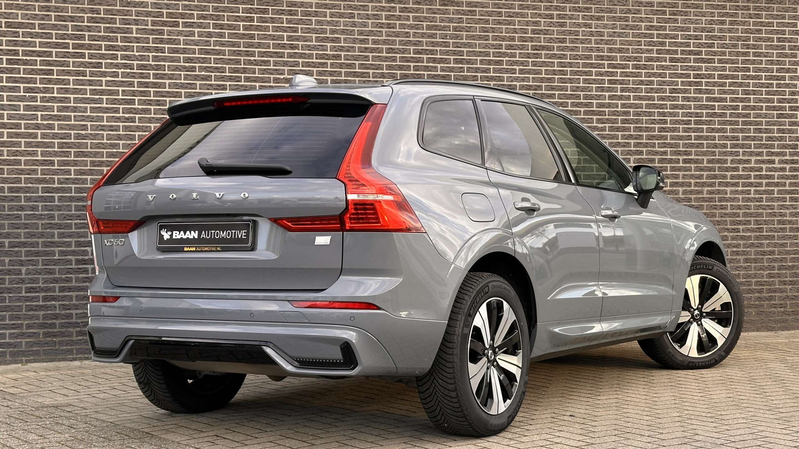 Volvo - XC60