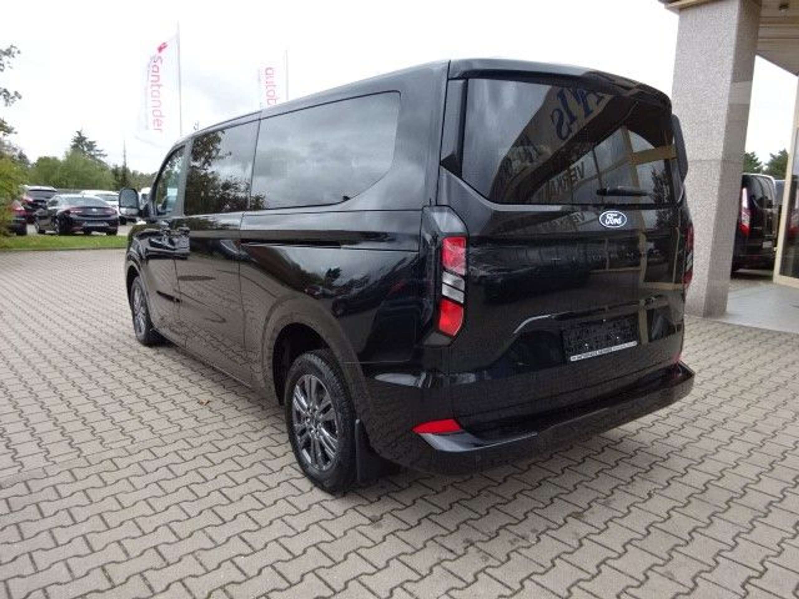 Ford - Tourneo Custom