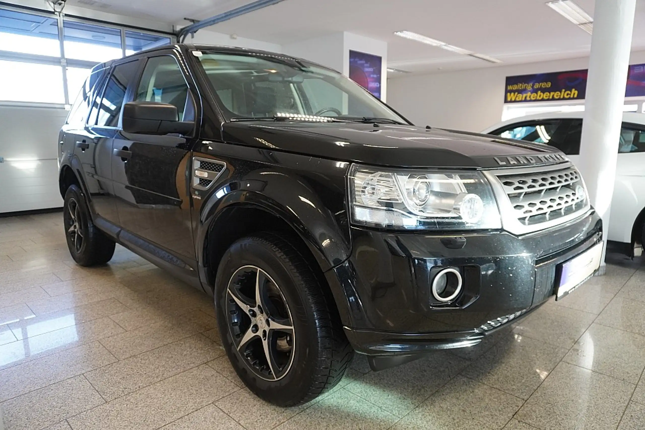 Land Rover - Freelander