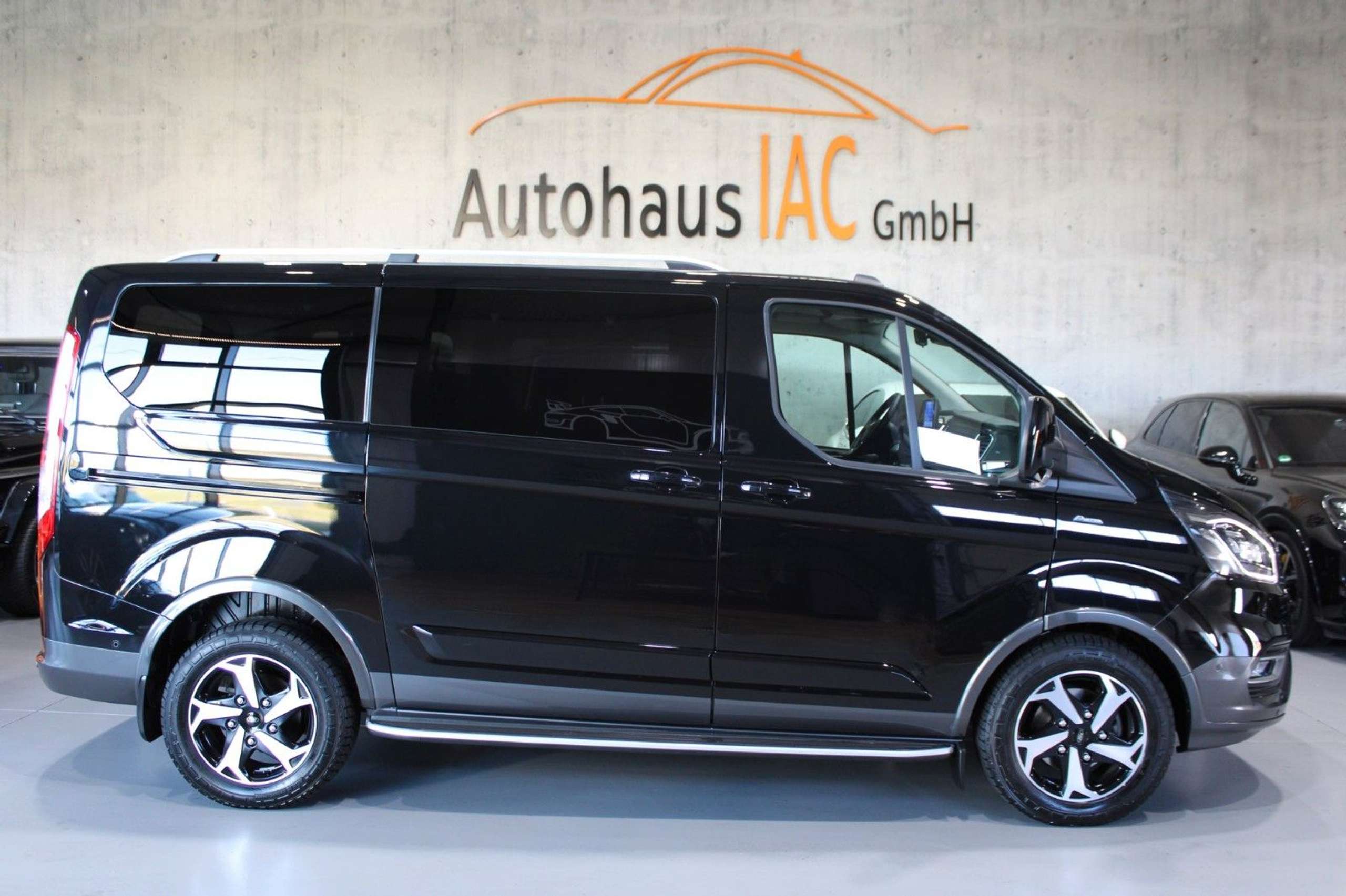 Ford - Tourneo Custom