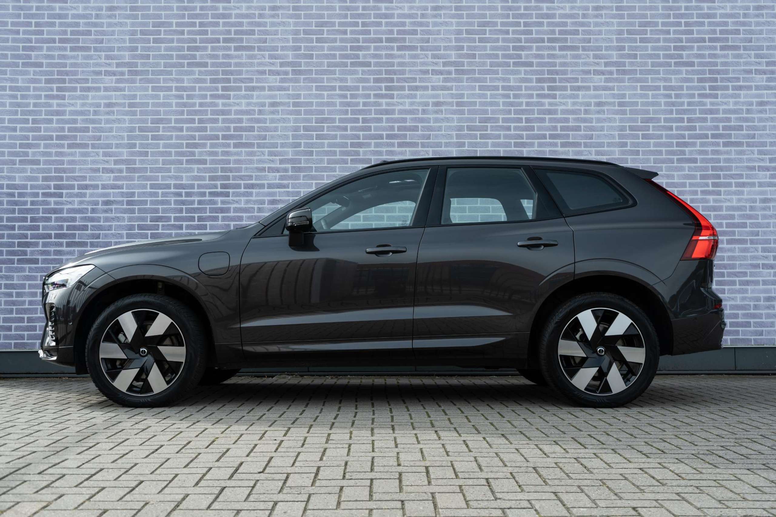 Volvo - XC60