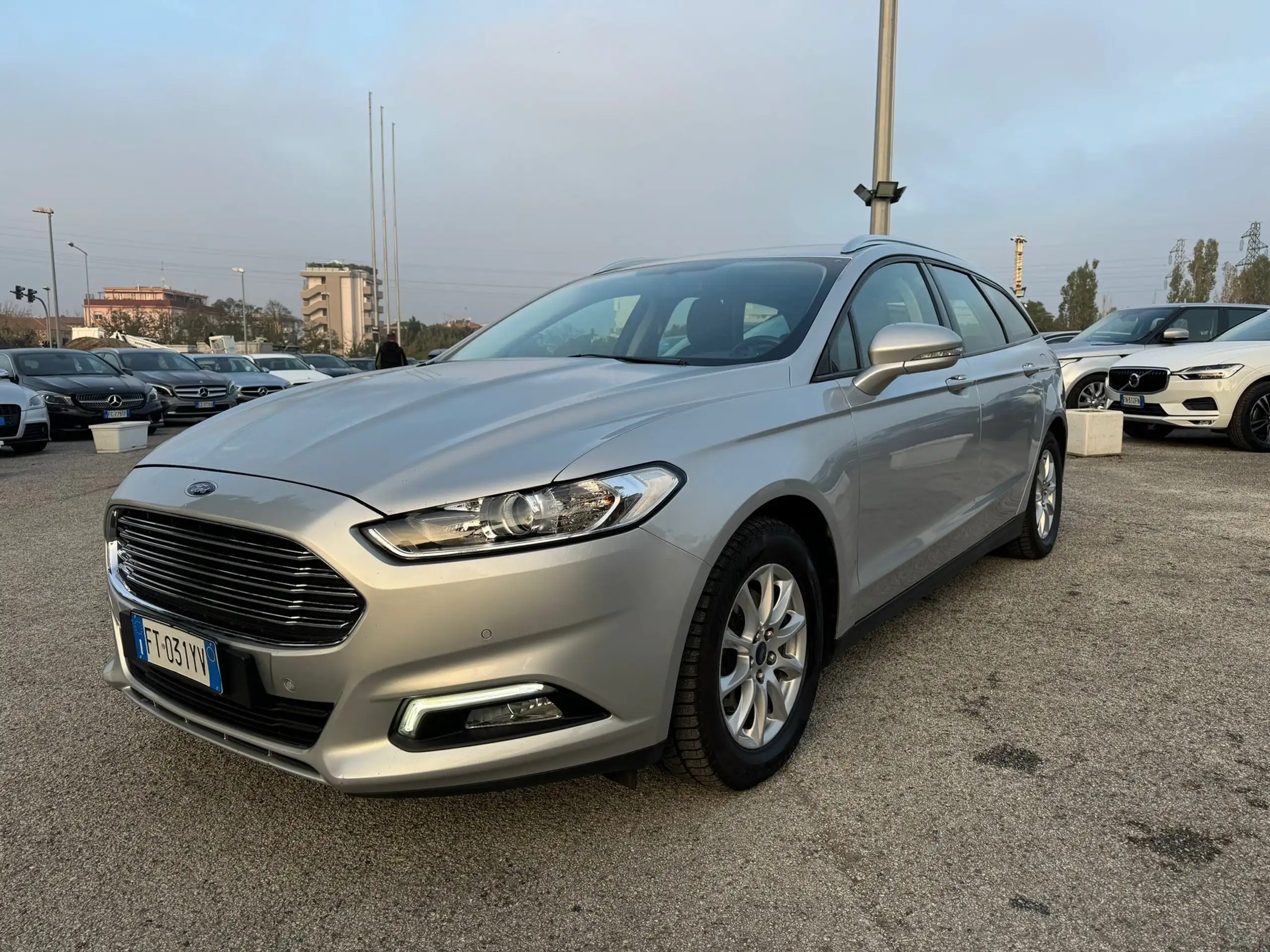 Ford - Mondeo