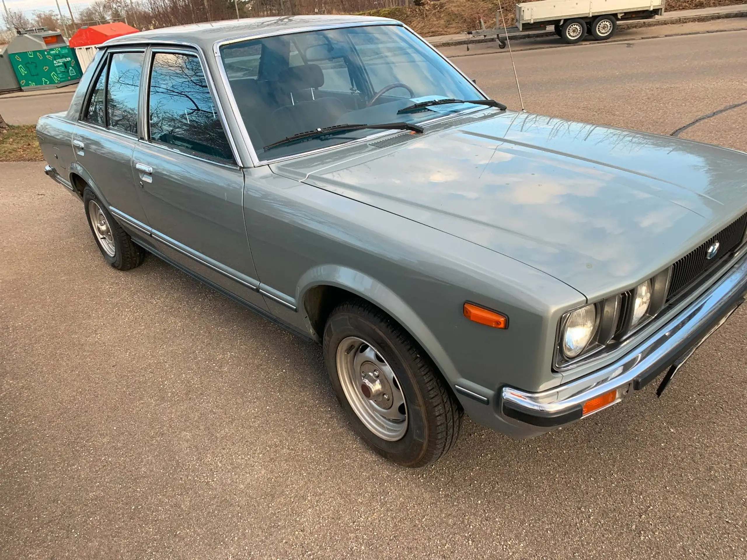 Toyota - Carina