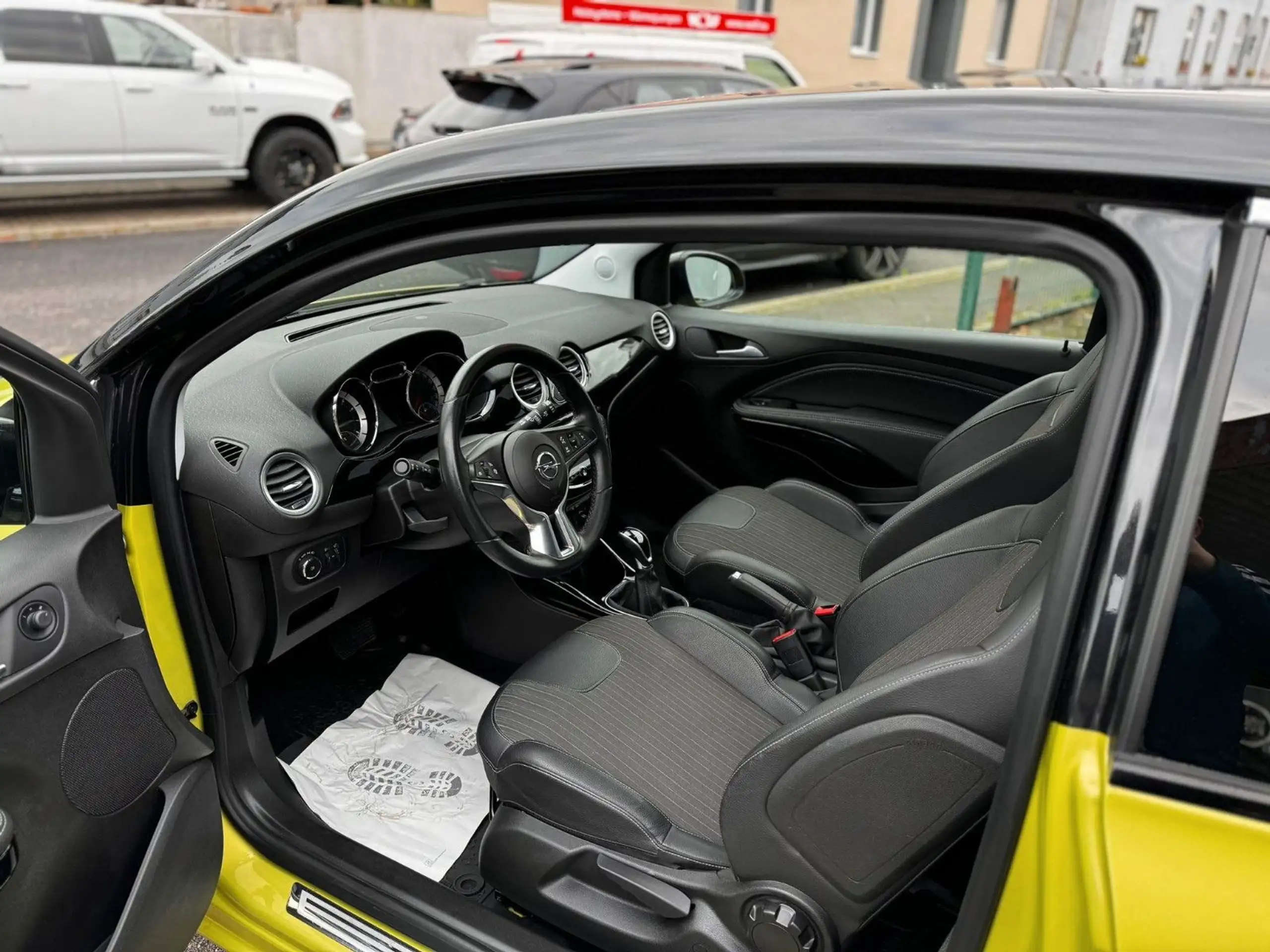 Opel - Adam