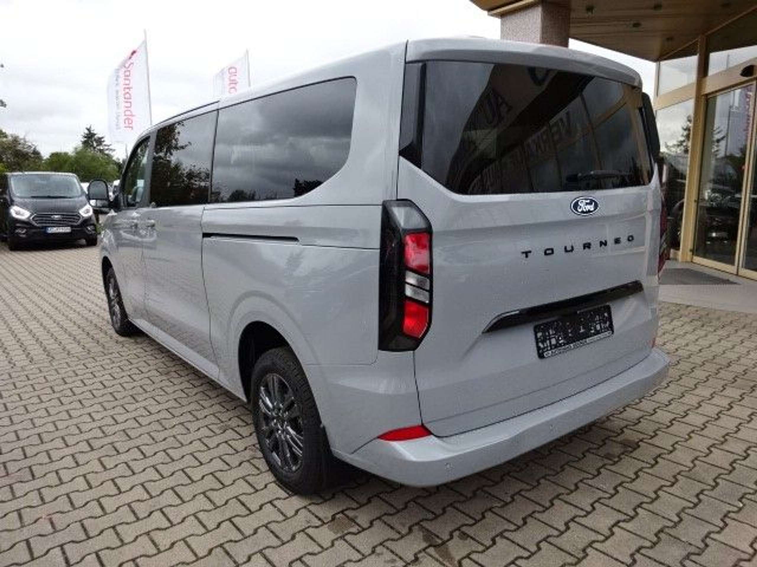 Ford - Tourneo Custom