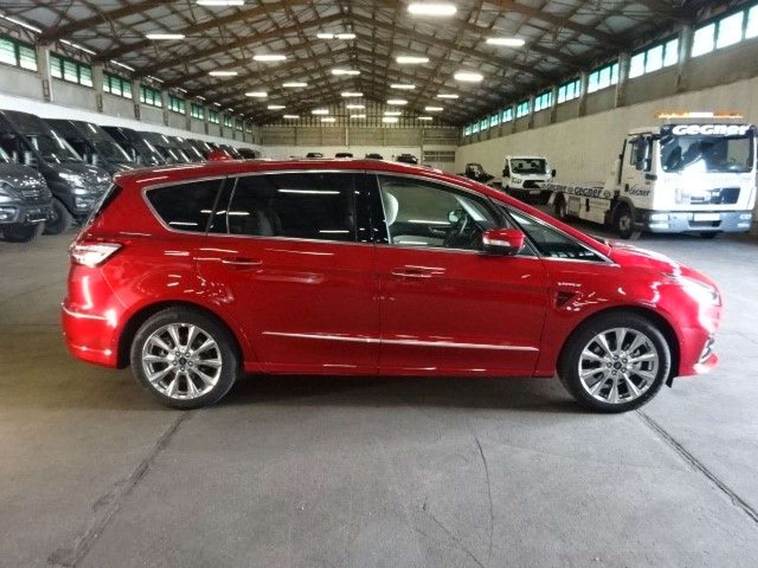 Ford - S-Max