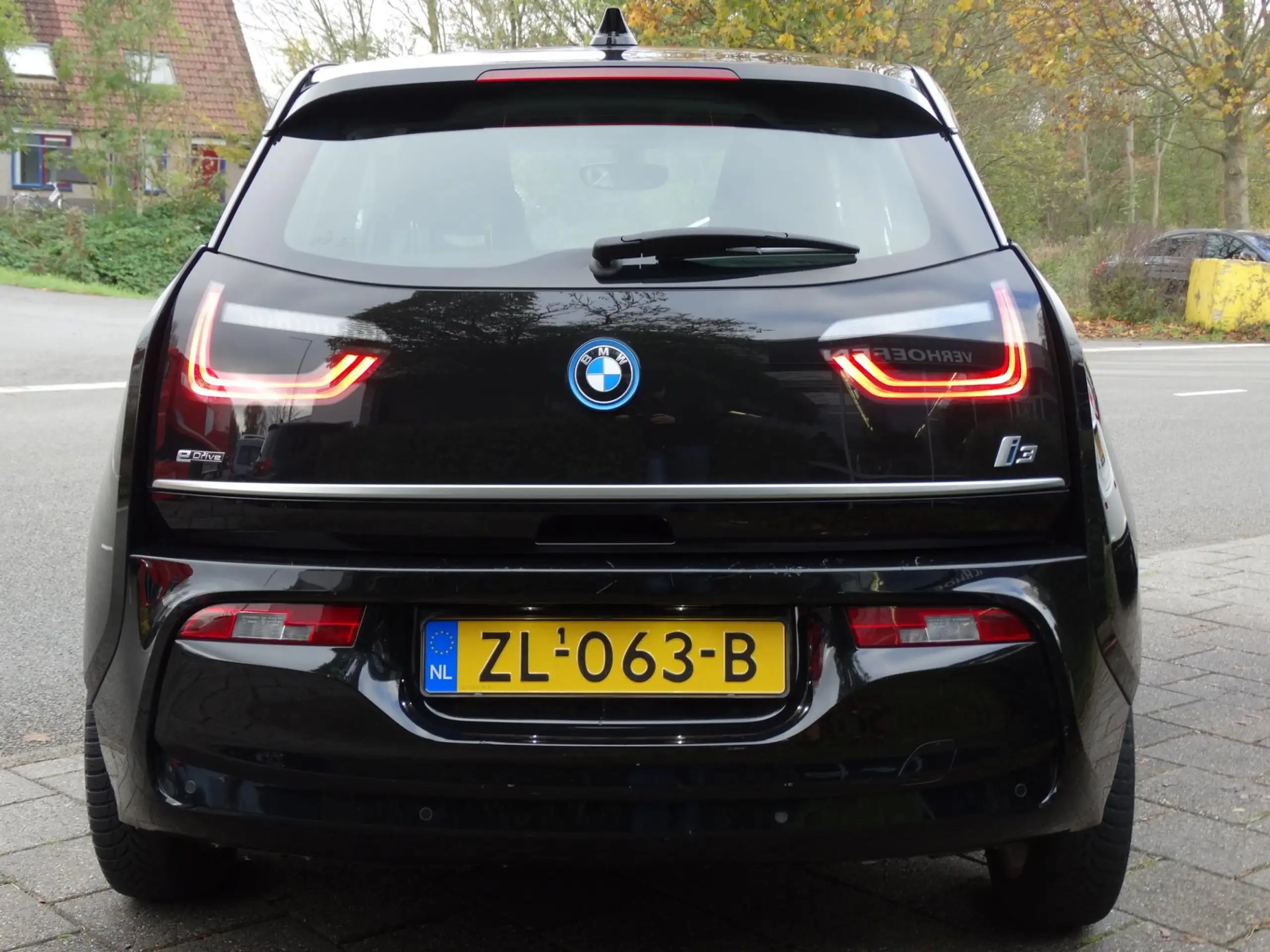 BMW - i3