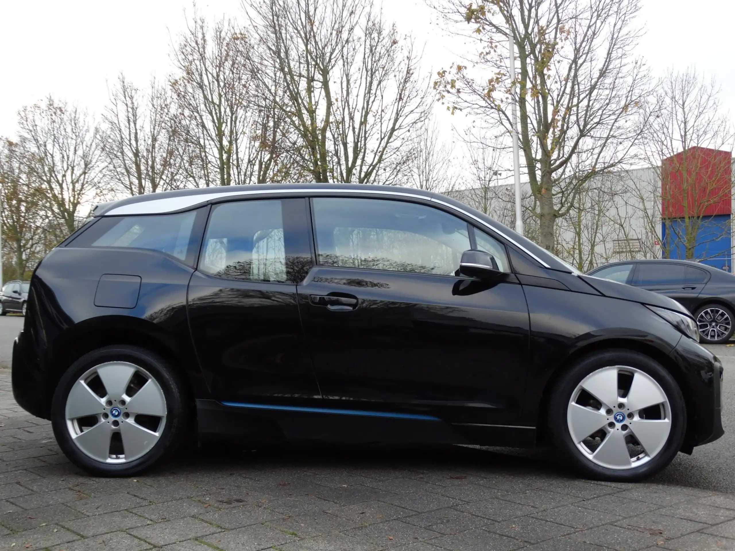 BMW - i3