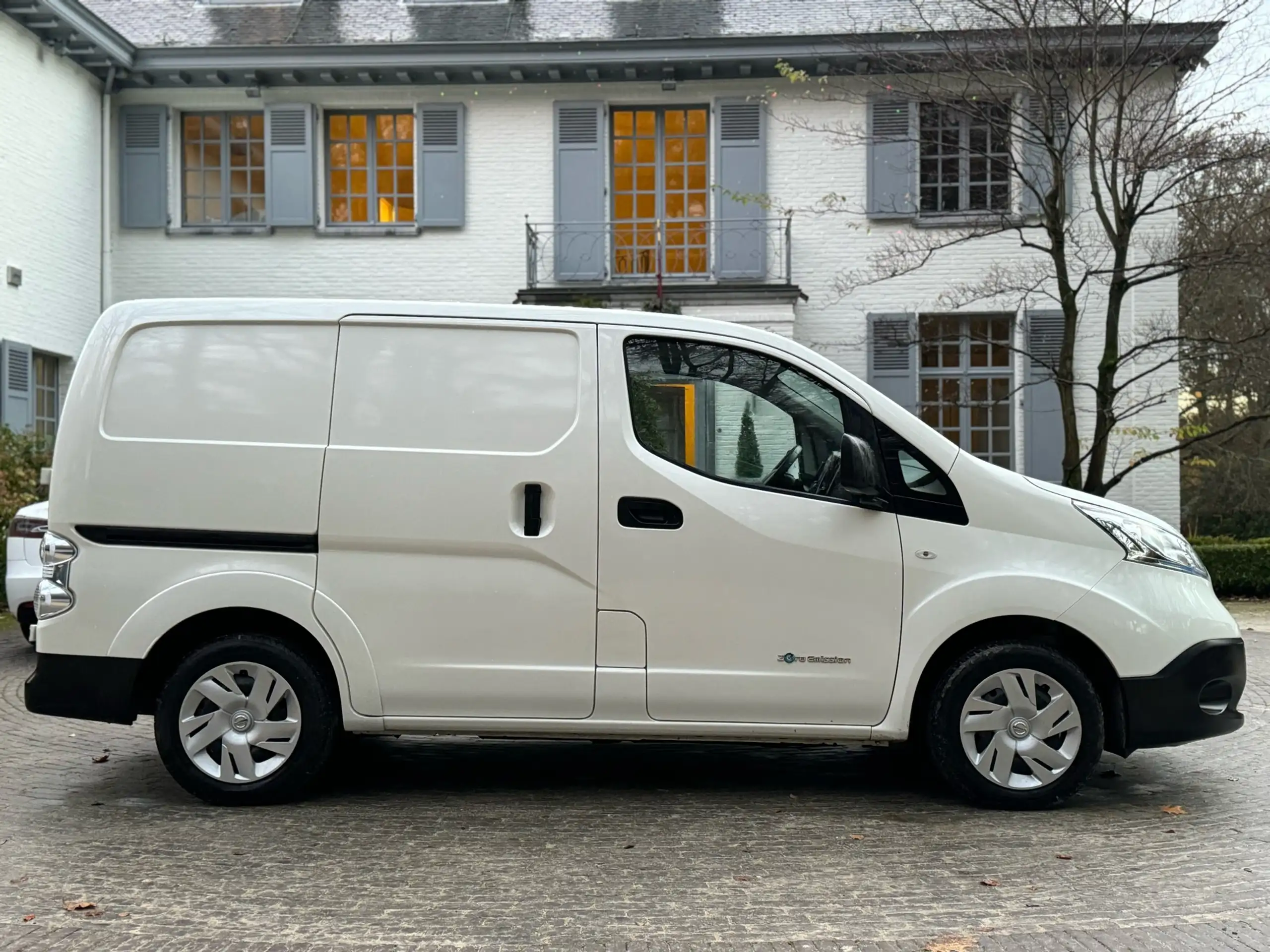 Nissan - NV200