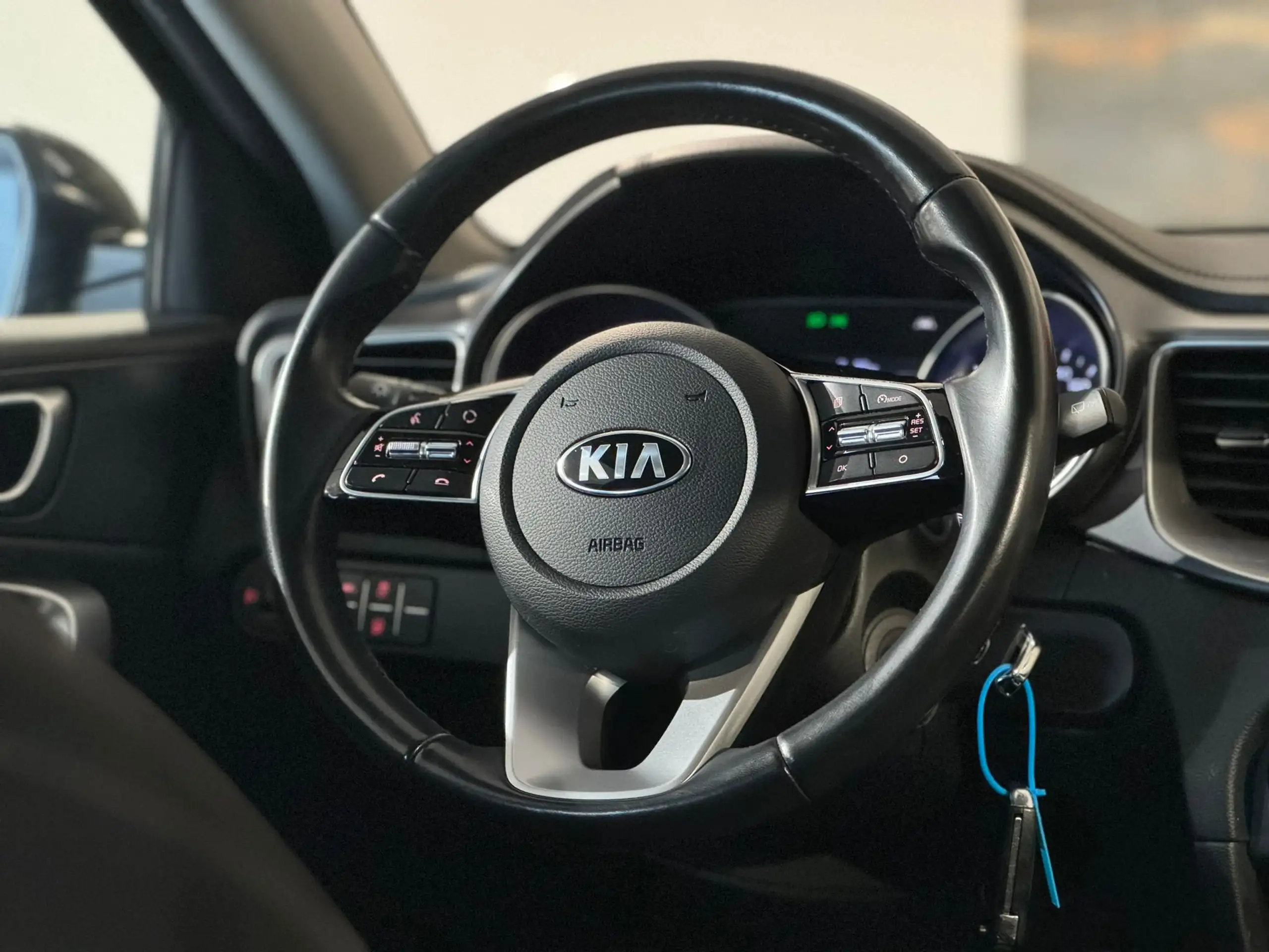 Kia - XCeed