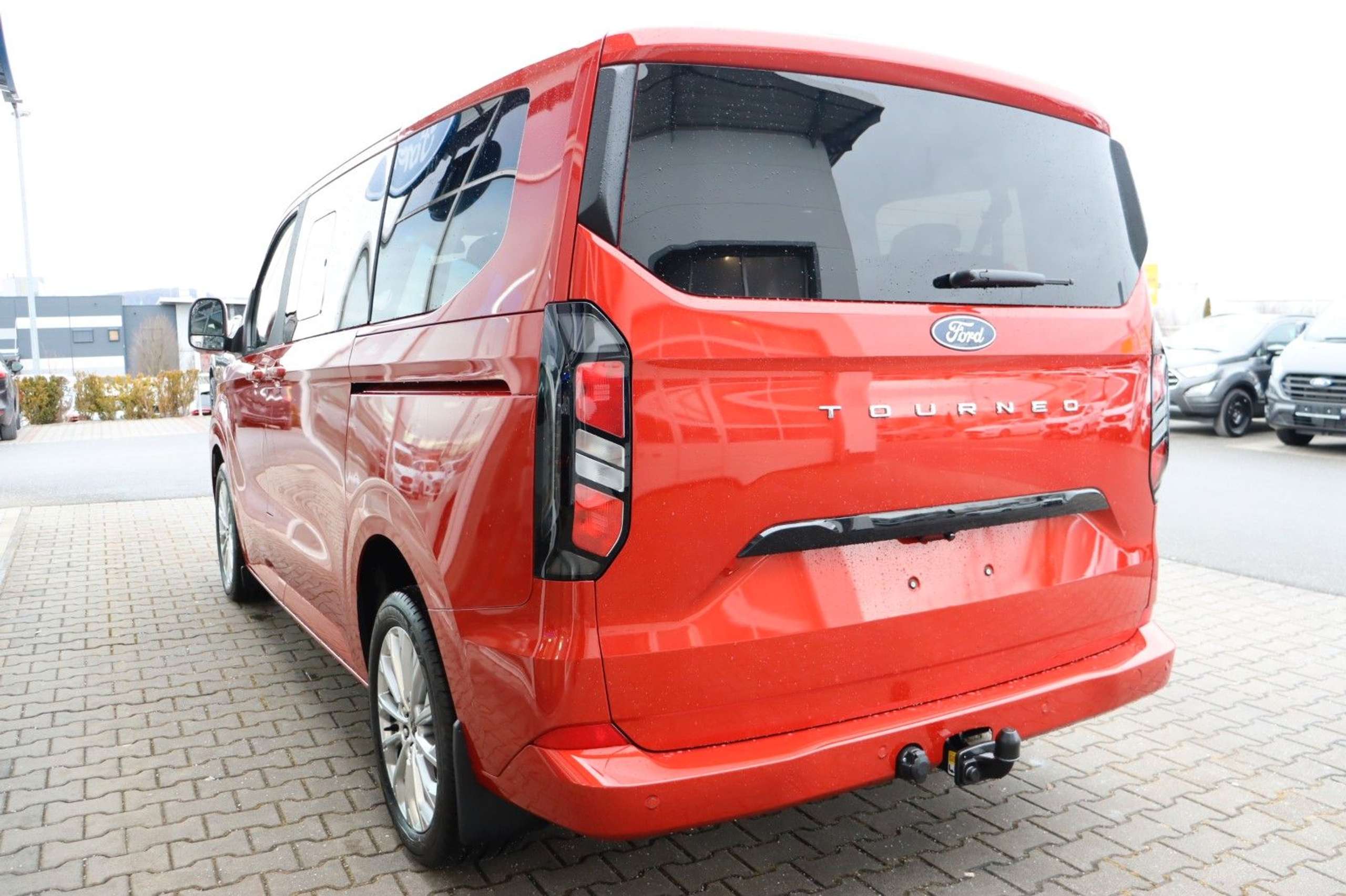 Ford - Tourneo Custom