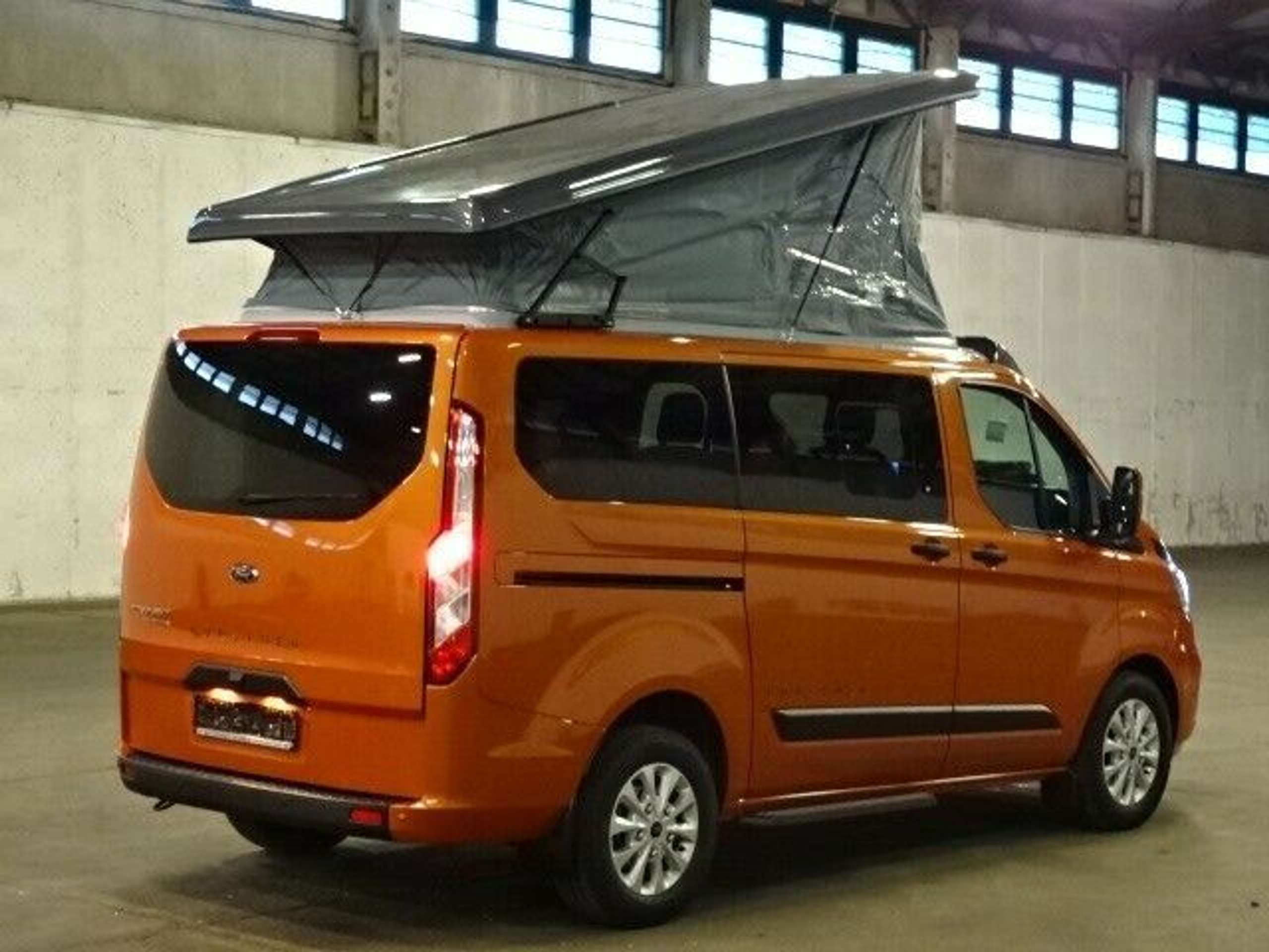 Ford - Tourneo Custom