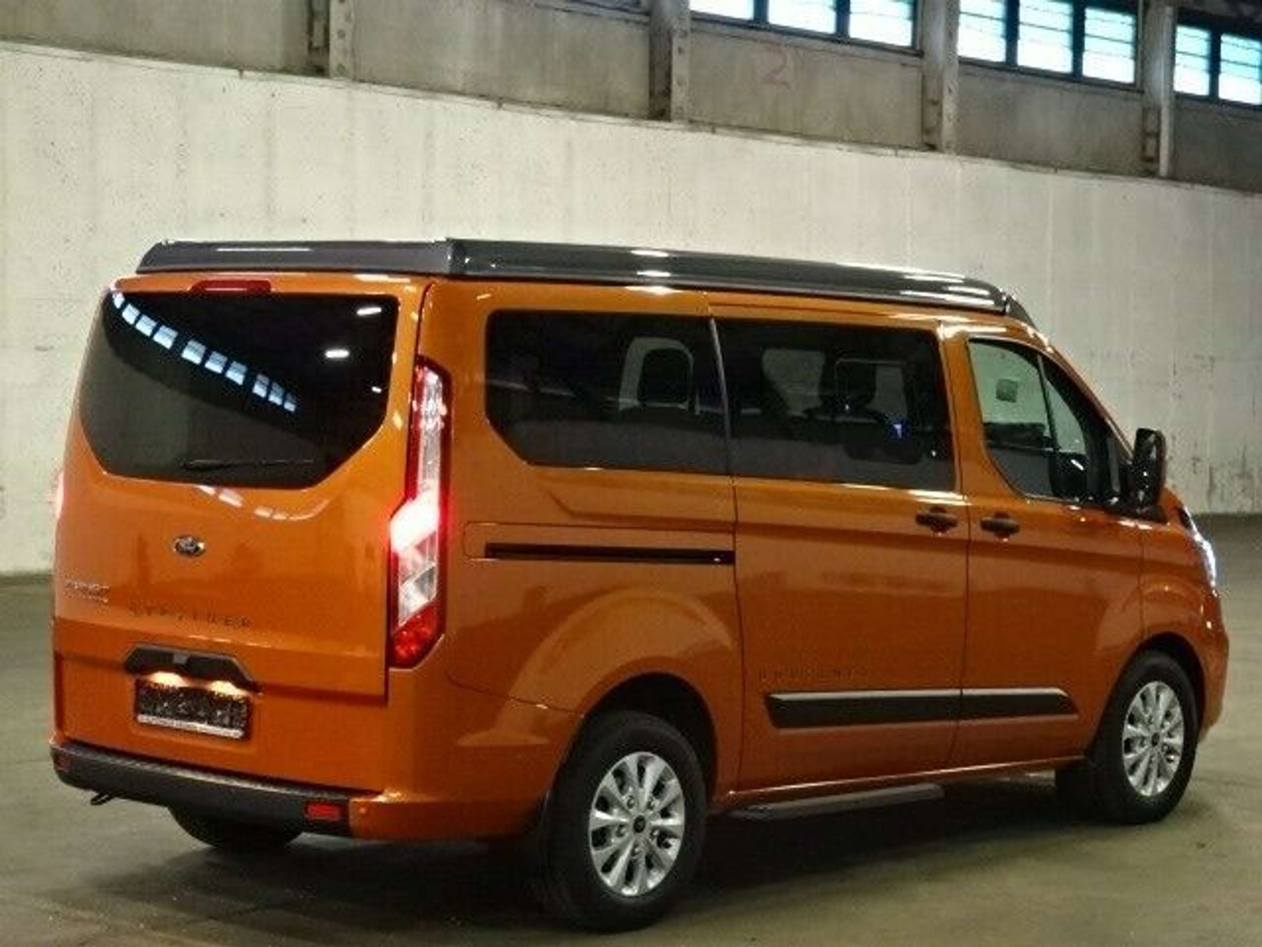 Ford - Tourneo Custom