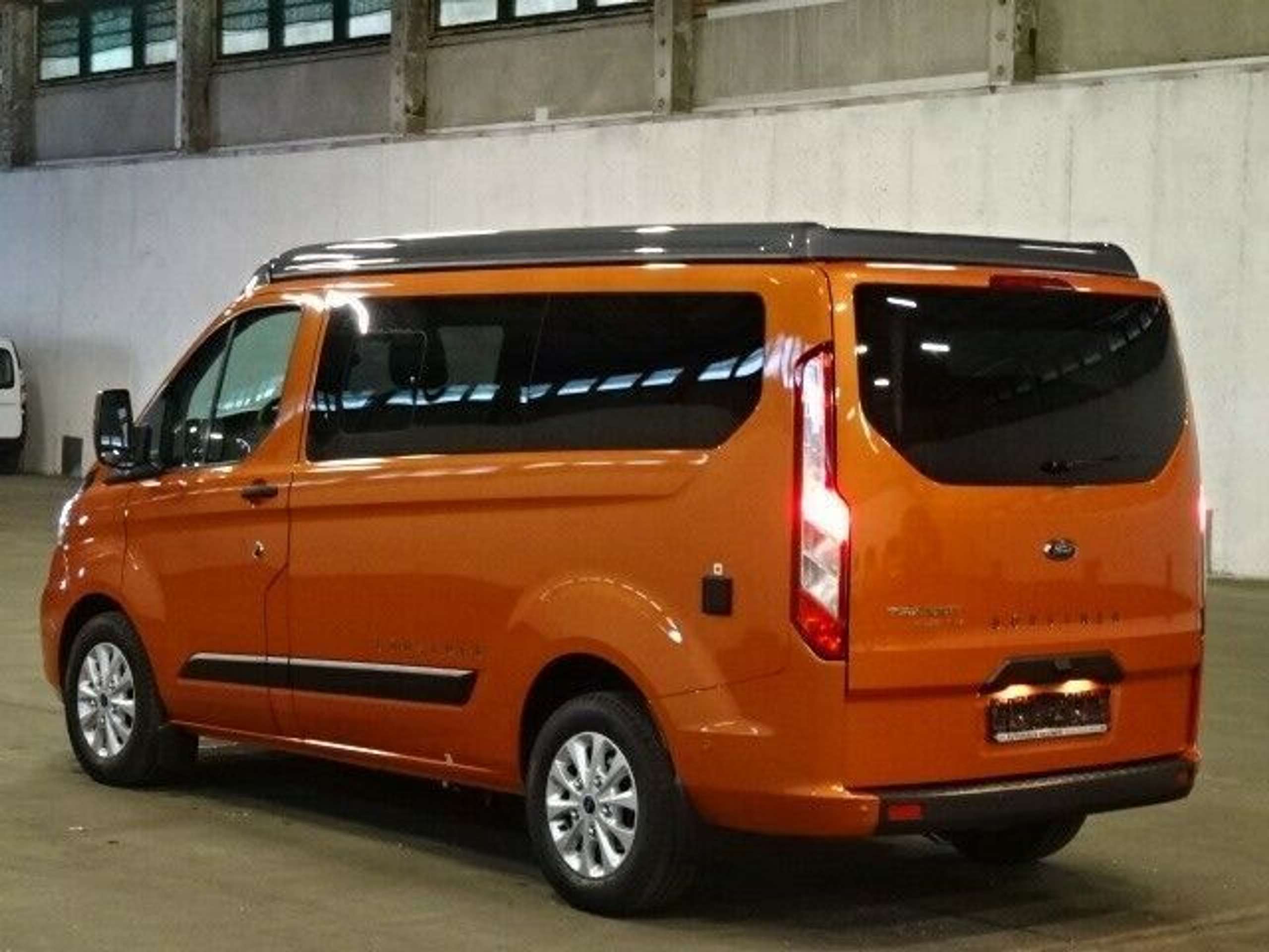 Ford - Tourneo Custom