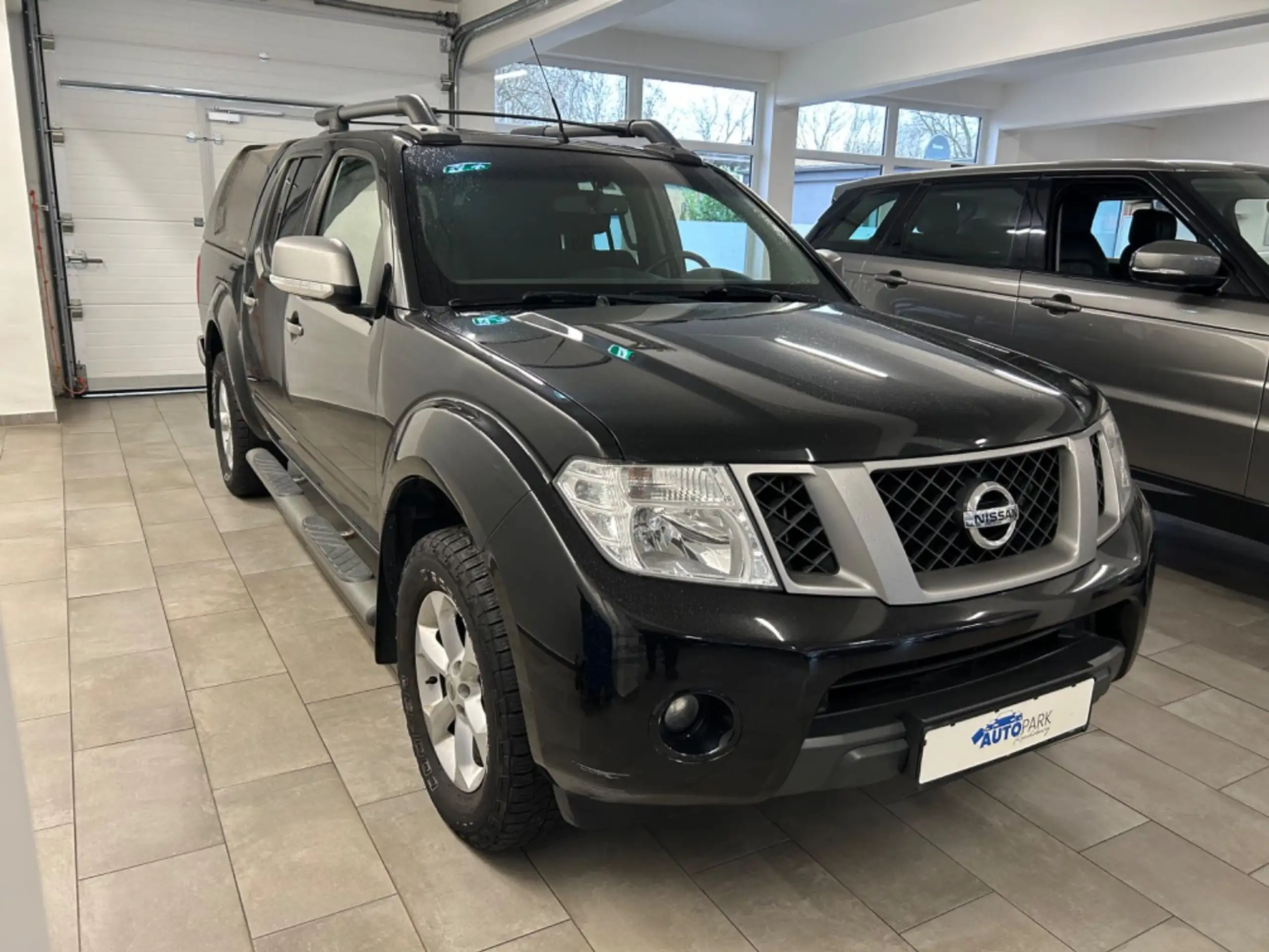 Nissan - Navara