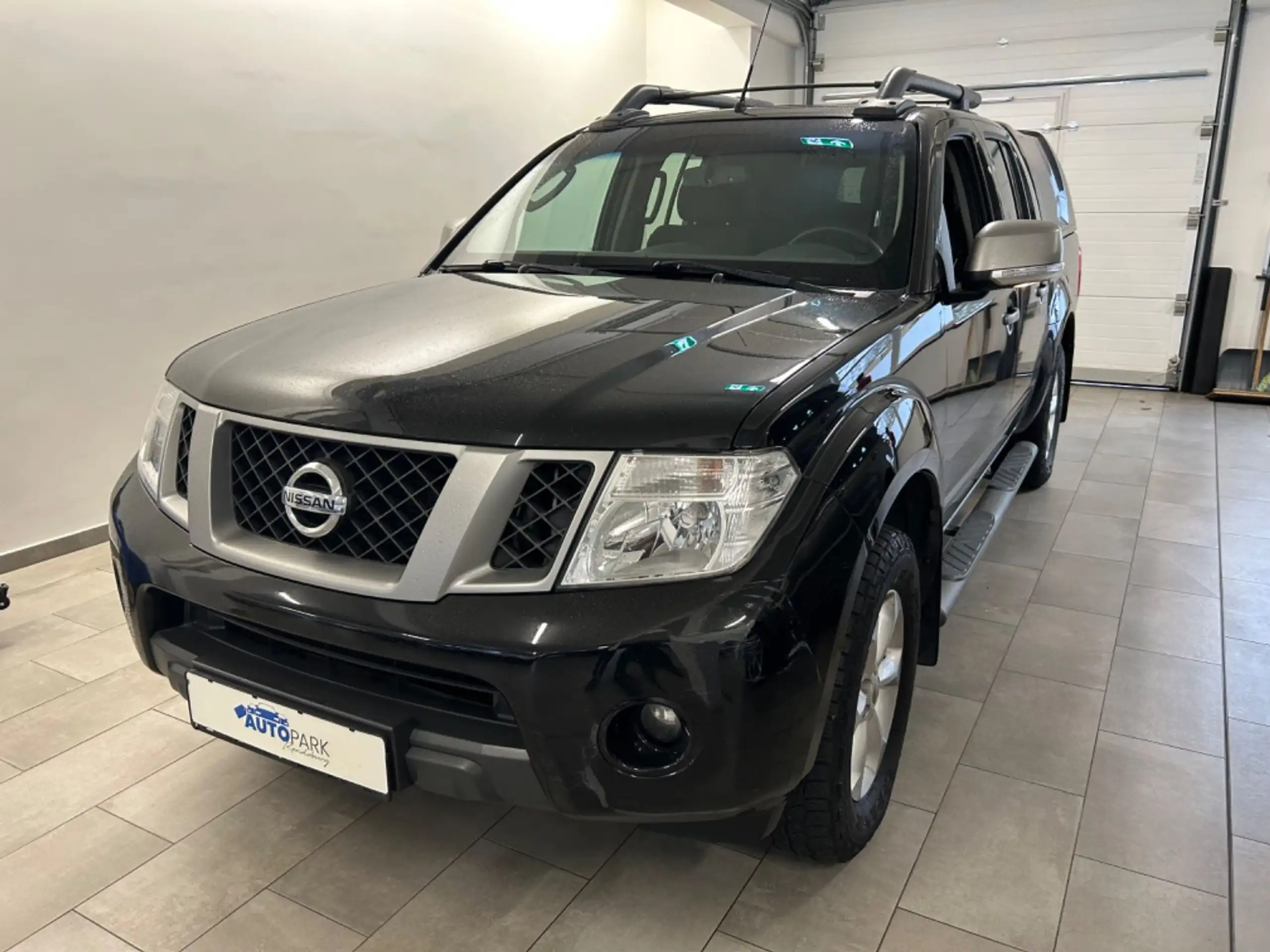 Nissan - Navara