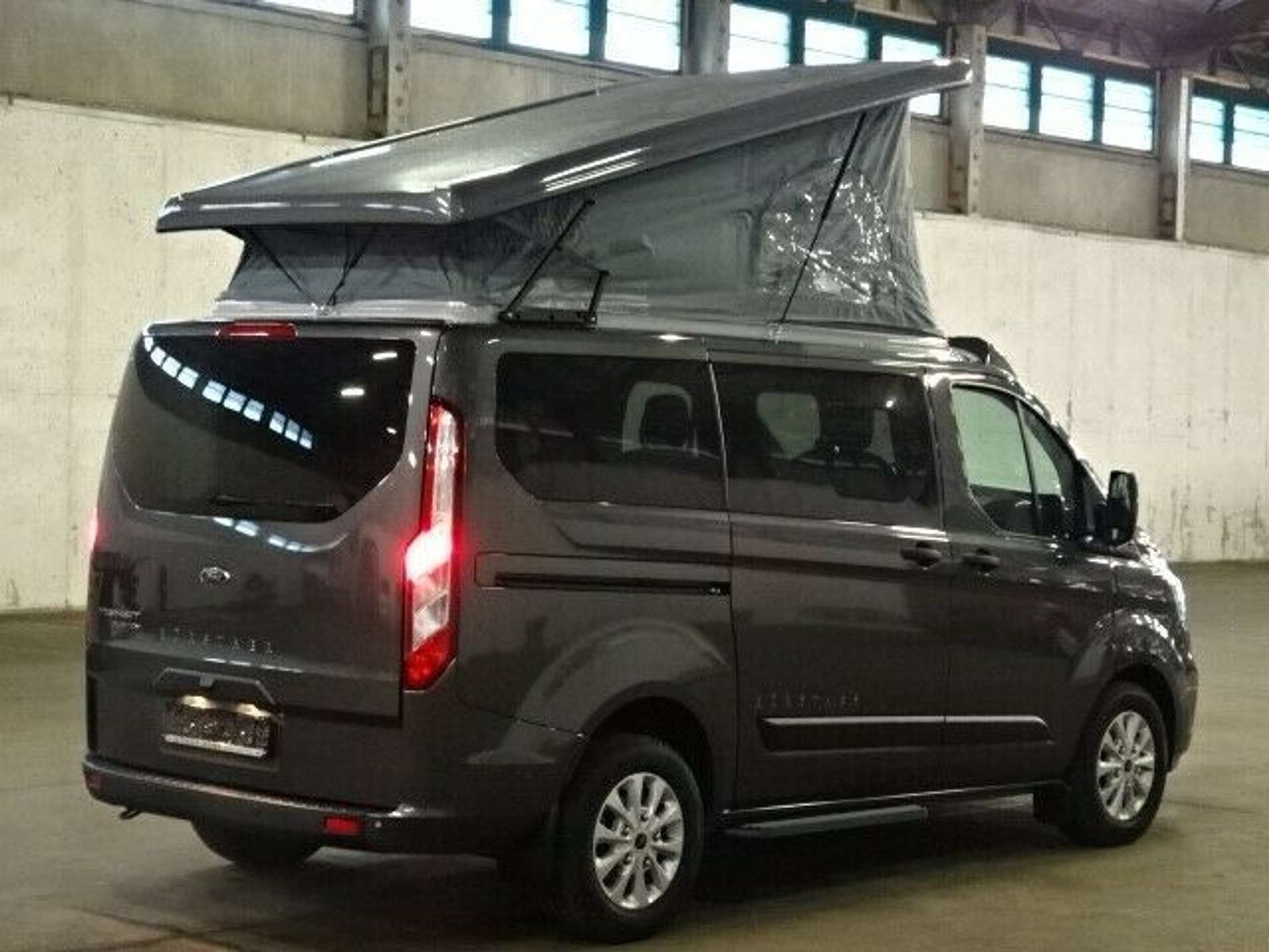 Ford - Transit Custom