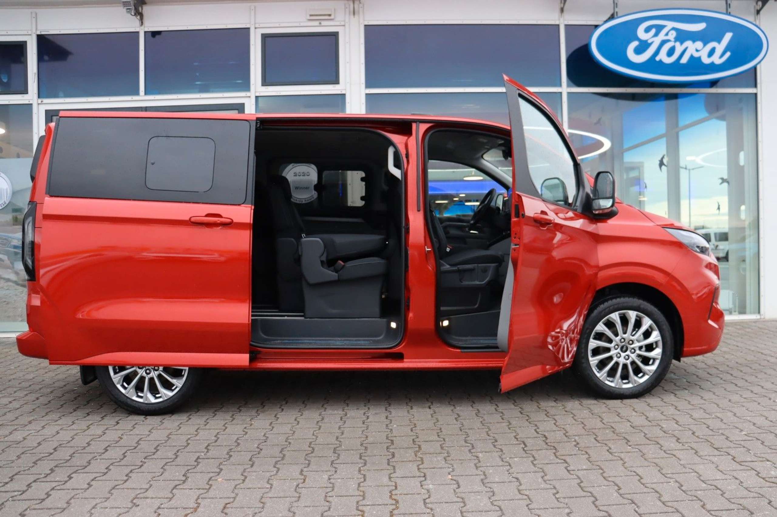 Ford - Tourneo Custom