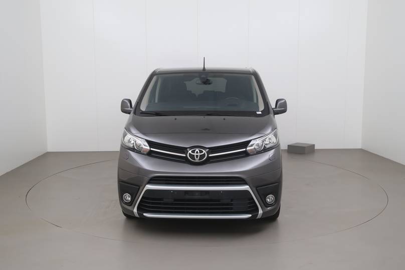 Toyota - Verso