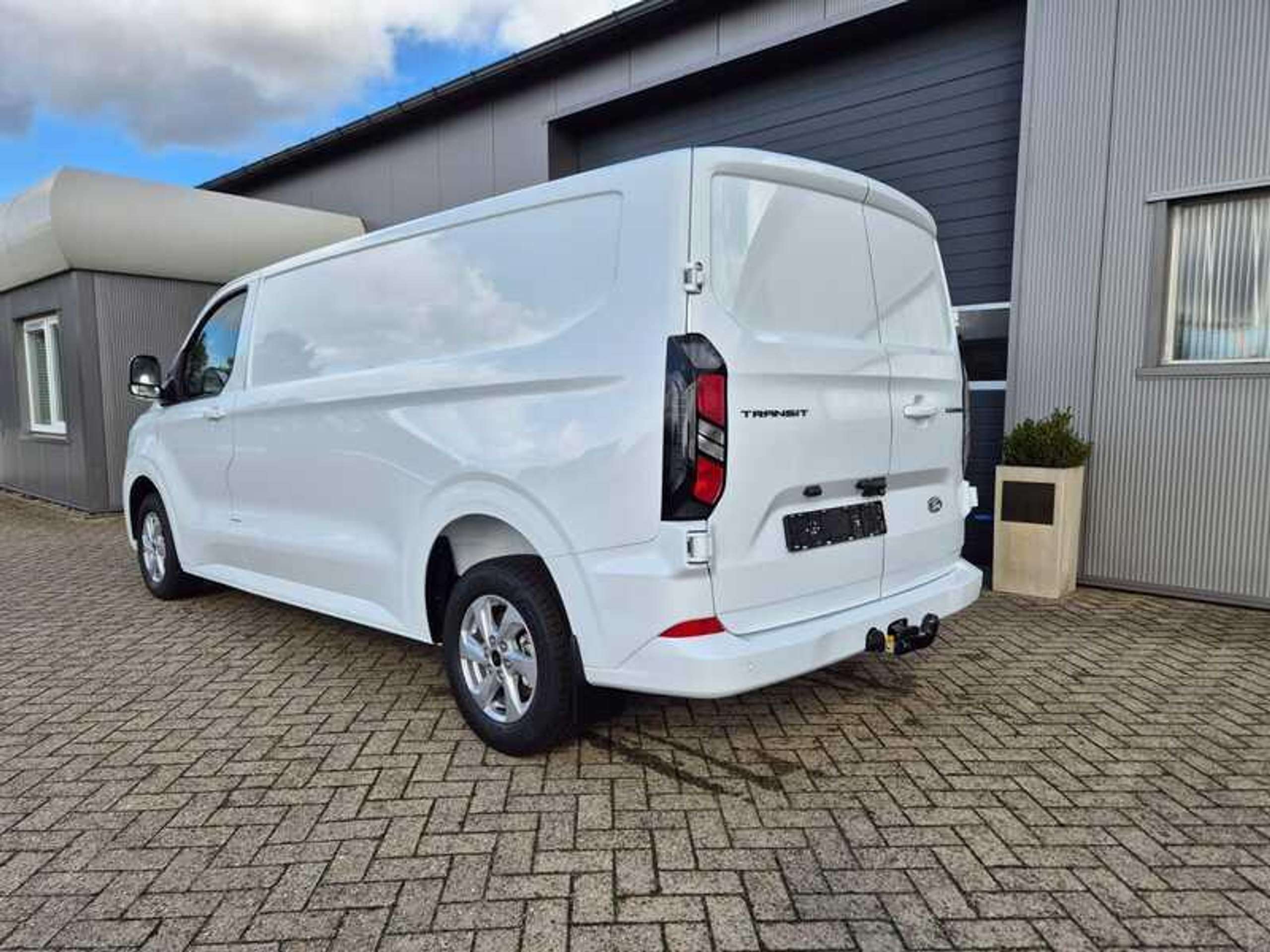 Ford - Transit Custom