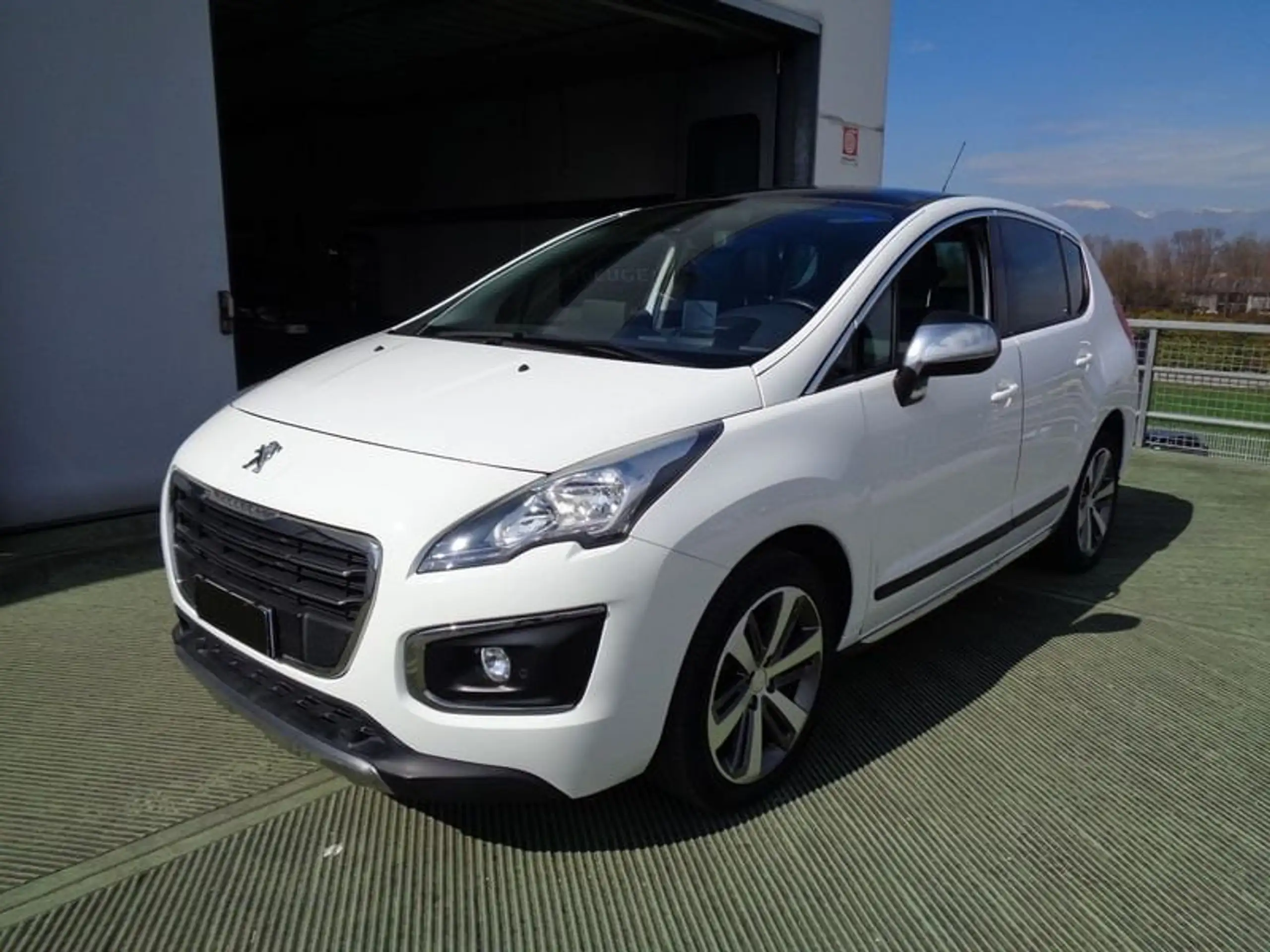 Peugeot - 3008