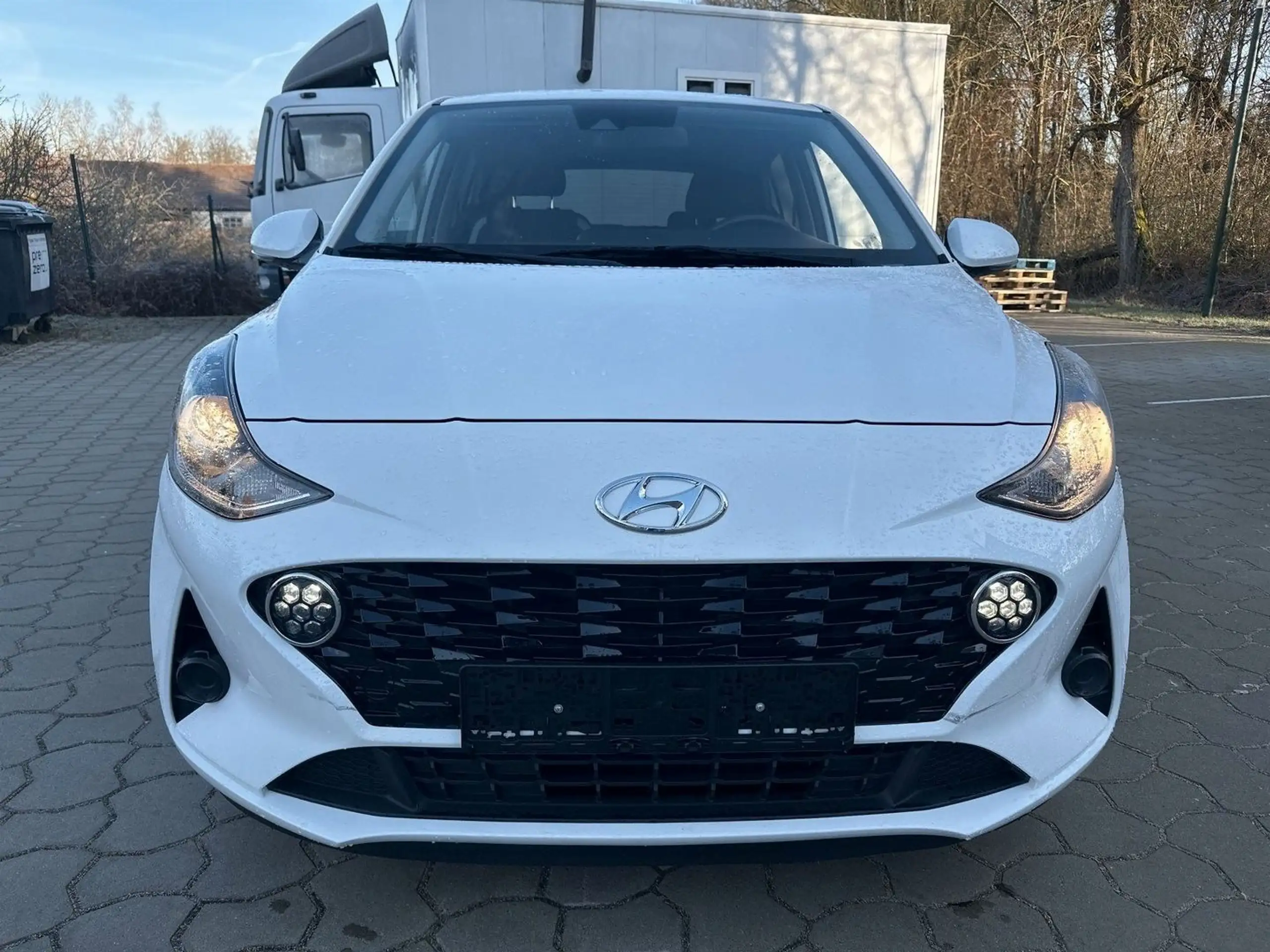 Hyundai - i10