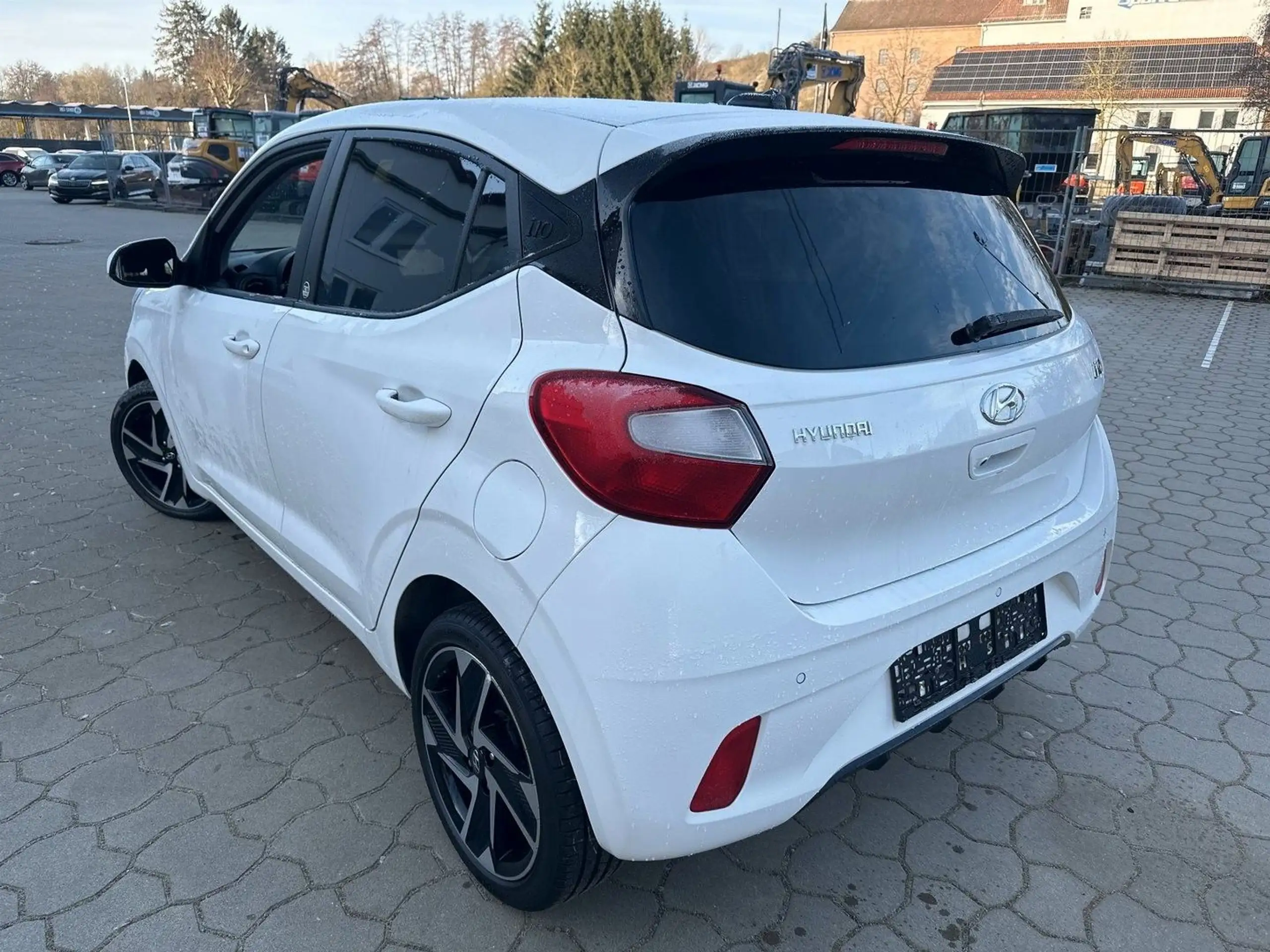 Hyundai - i10