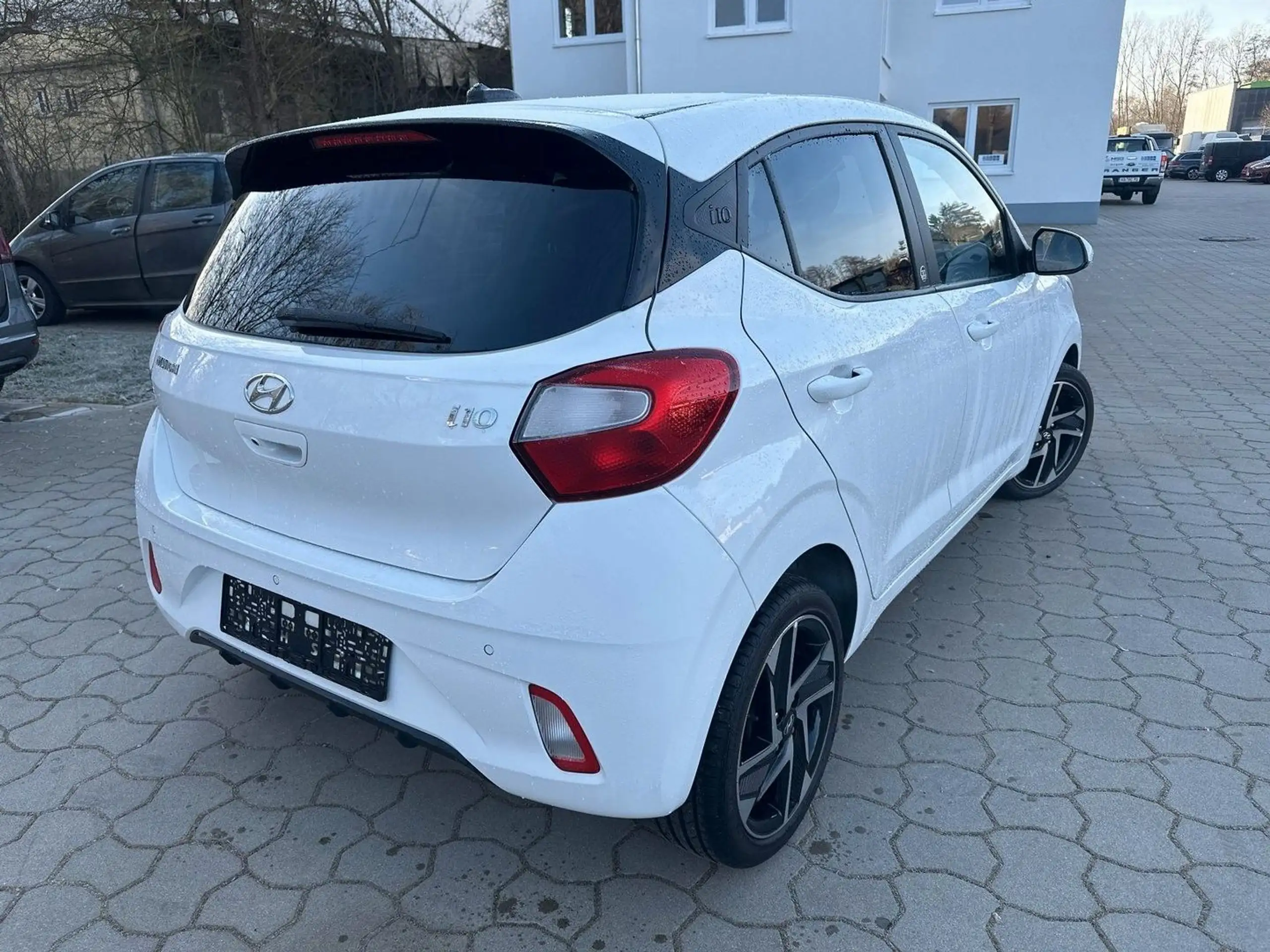 Hyundai - i10