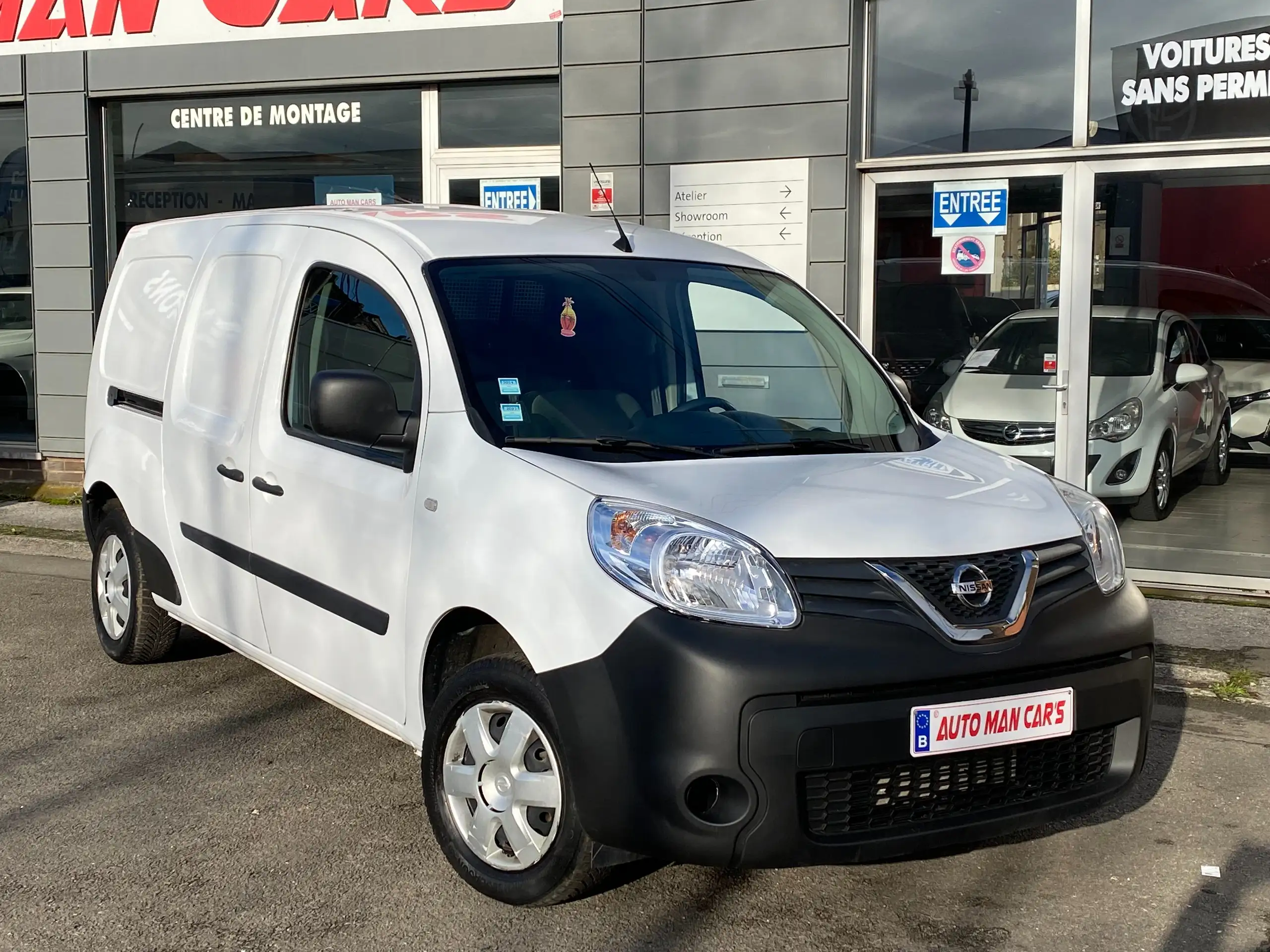 Nissan - NV250