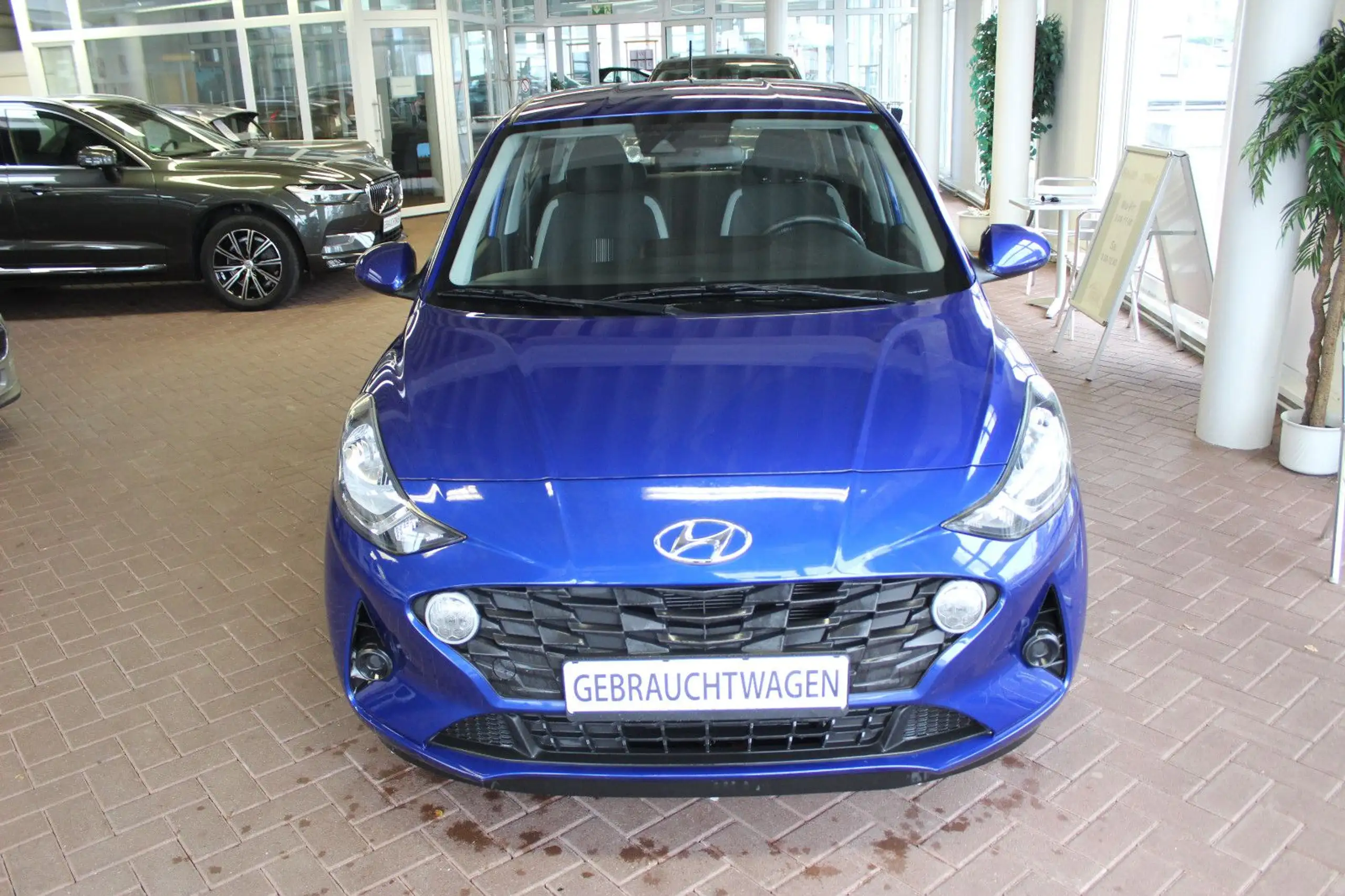 Hyundai - i10