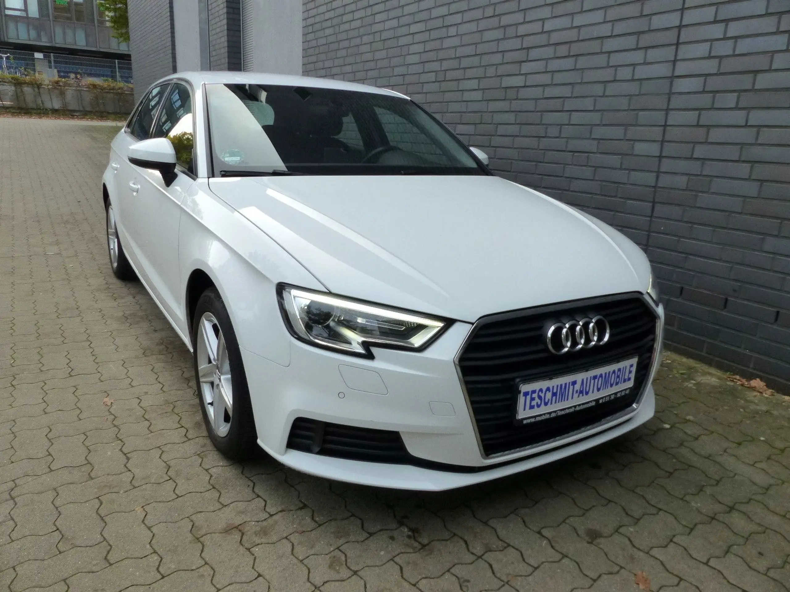 Audi - A3