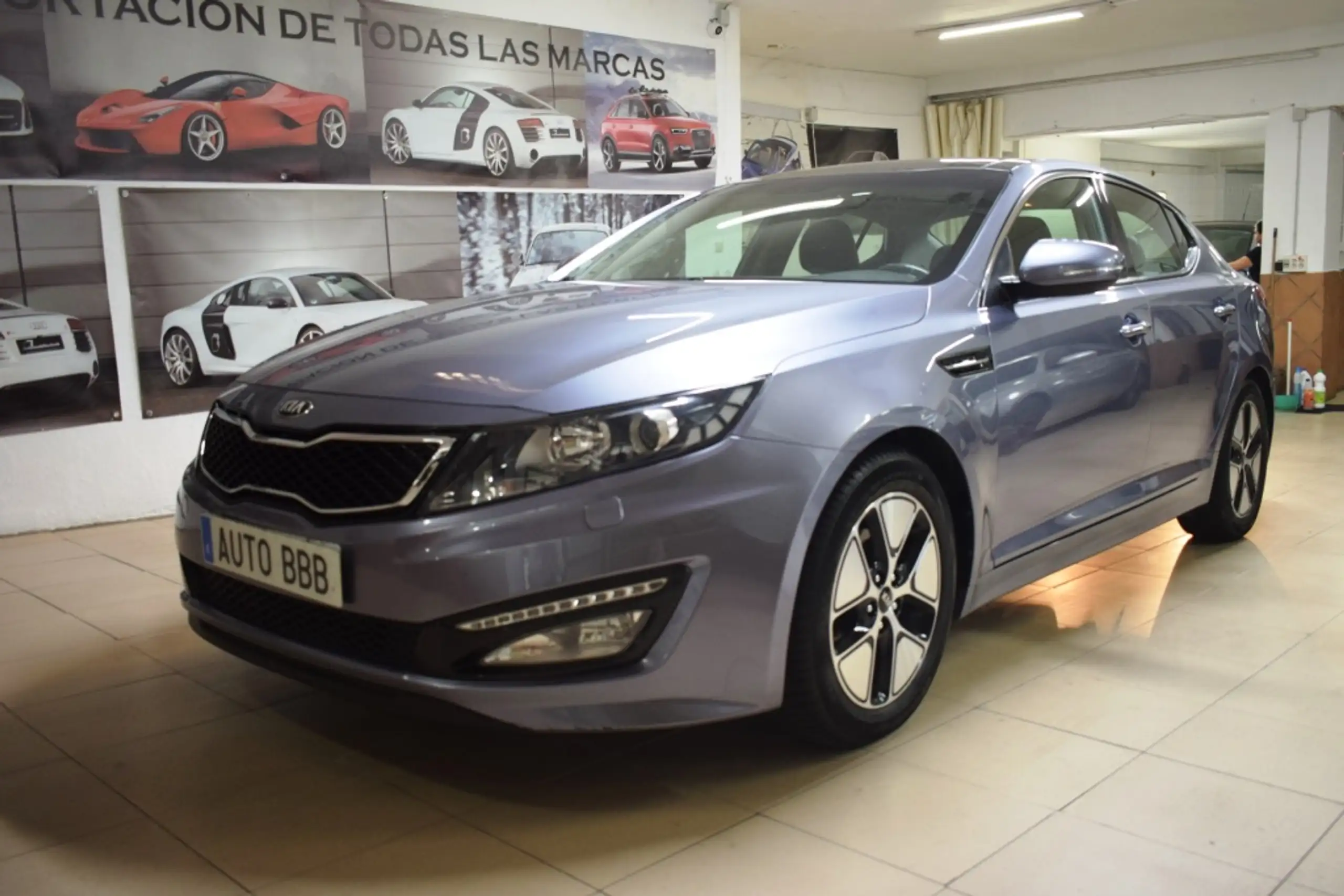 Kia - Optima