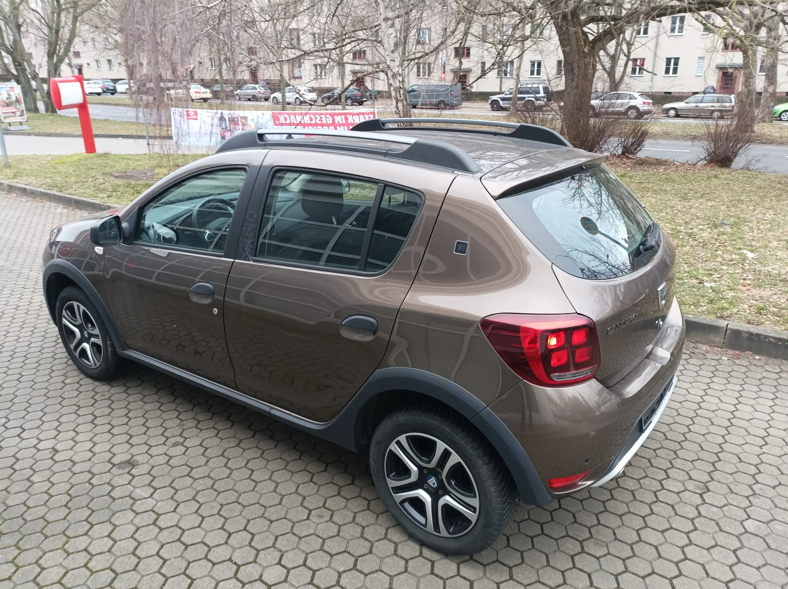 Dacia - Sandero