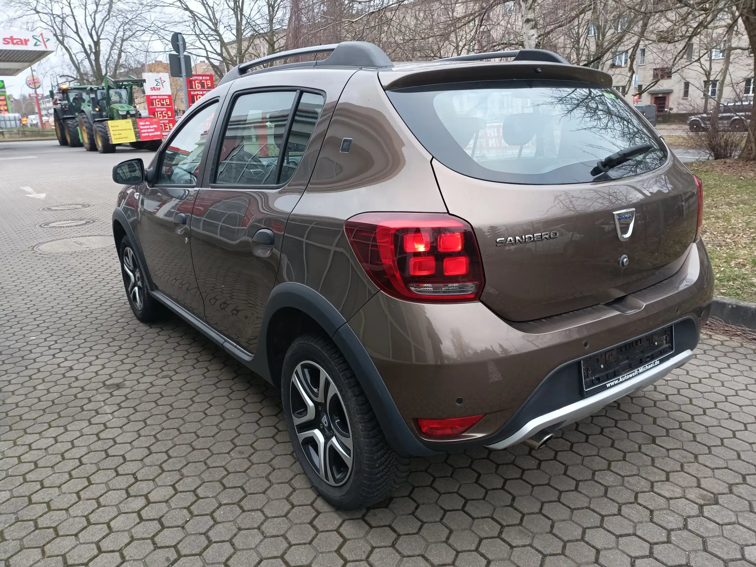 Dacia - Sandero