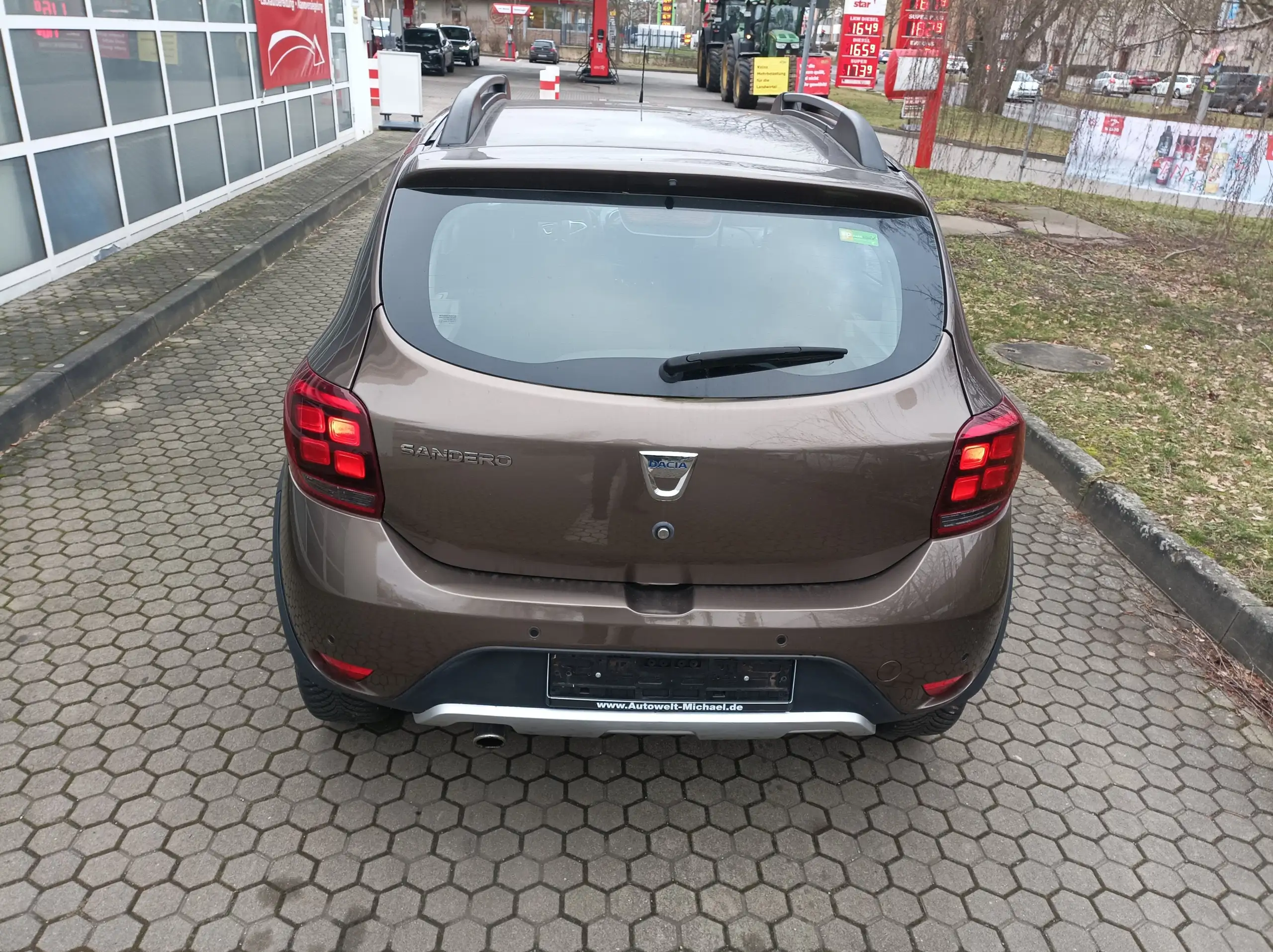 Dacia - Sandero