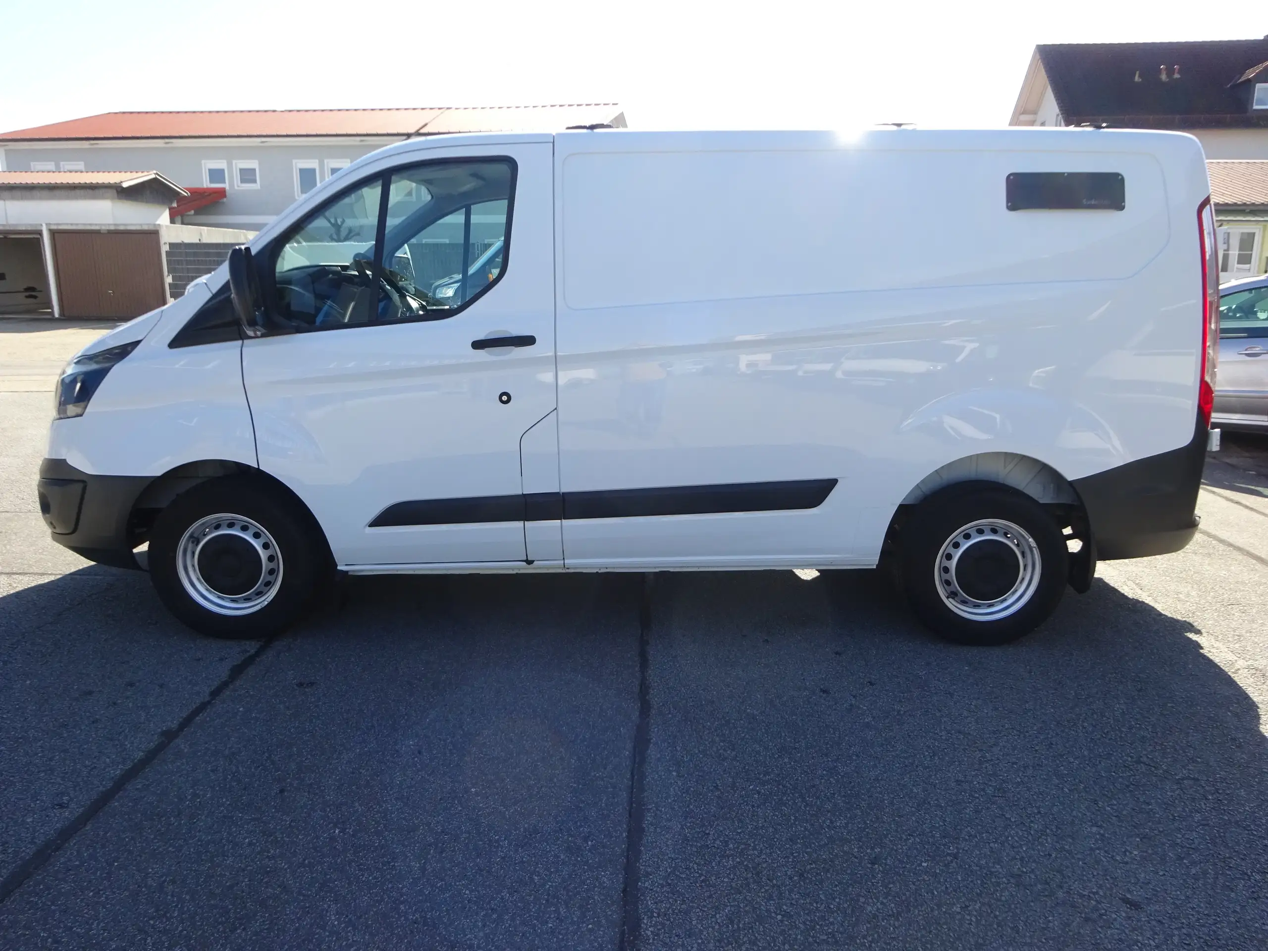 Ford - Transit Custom