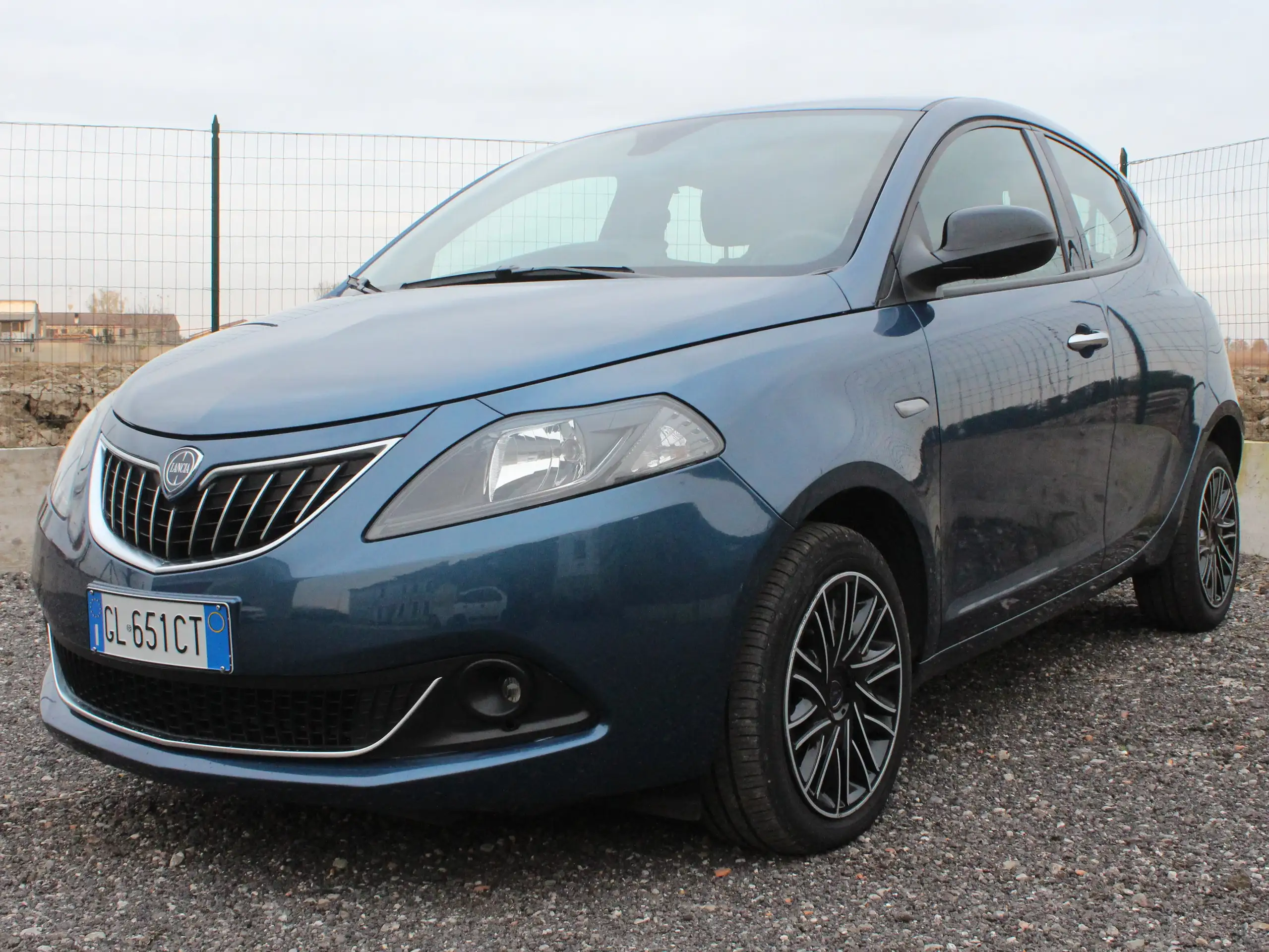 Lancia - Ypsilon