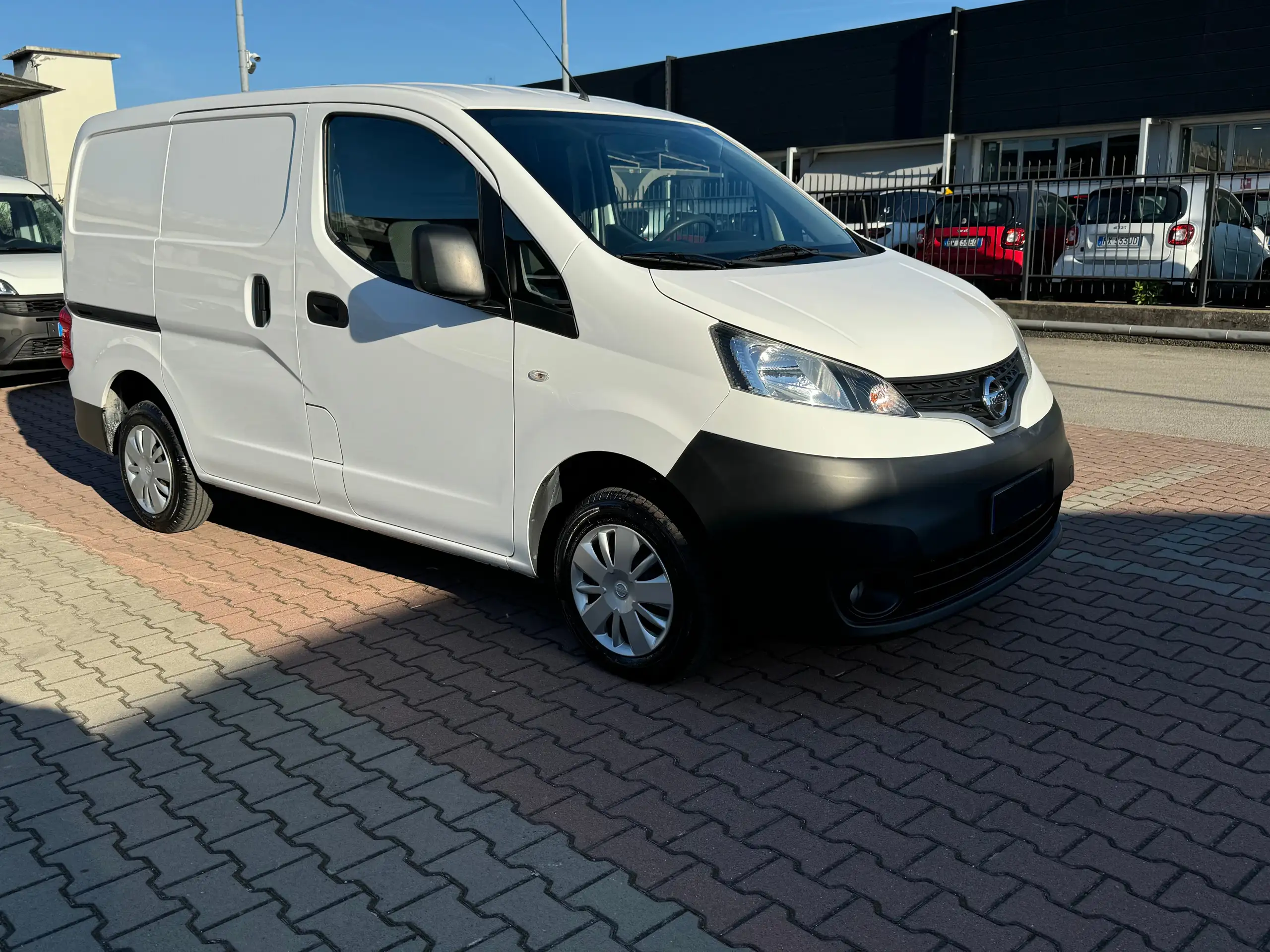 Nissan - NV200