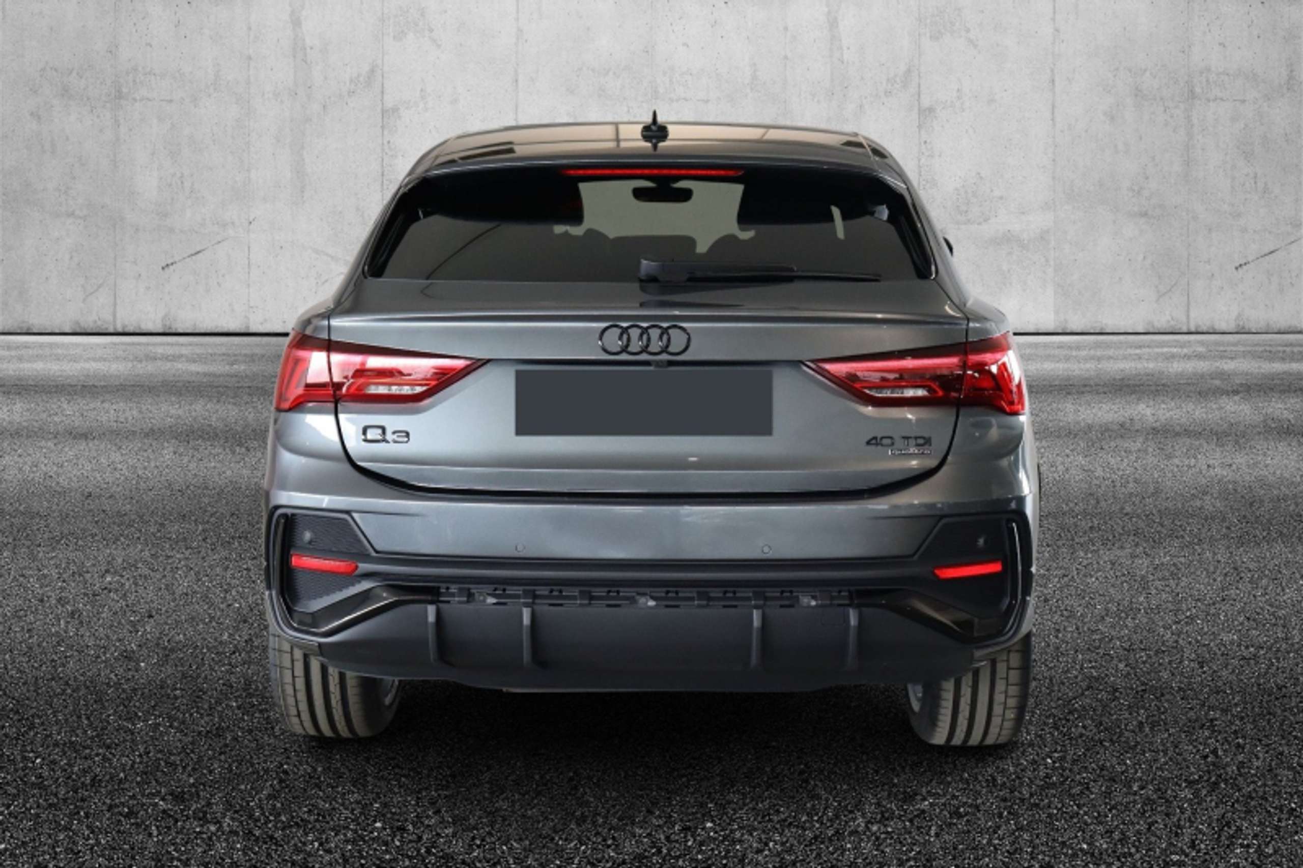 Audi - Q3