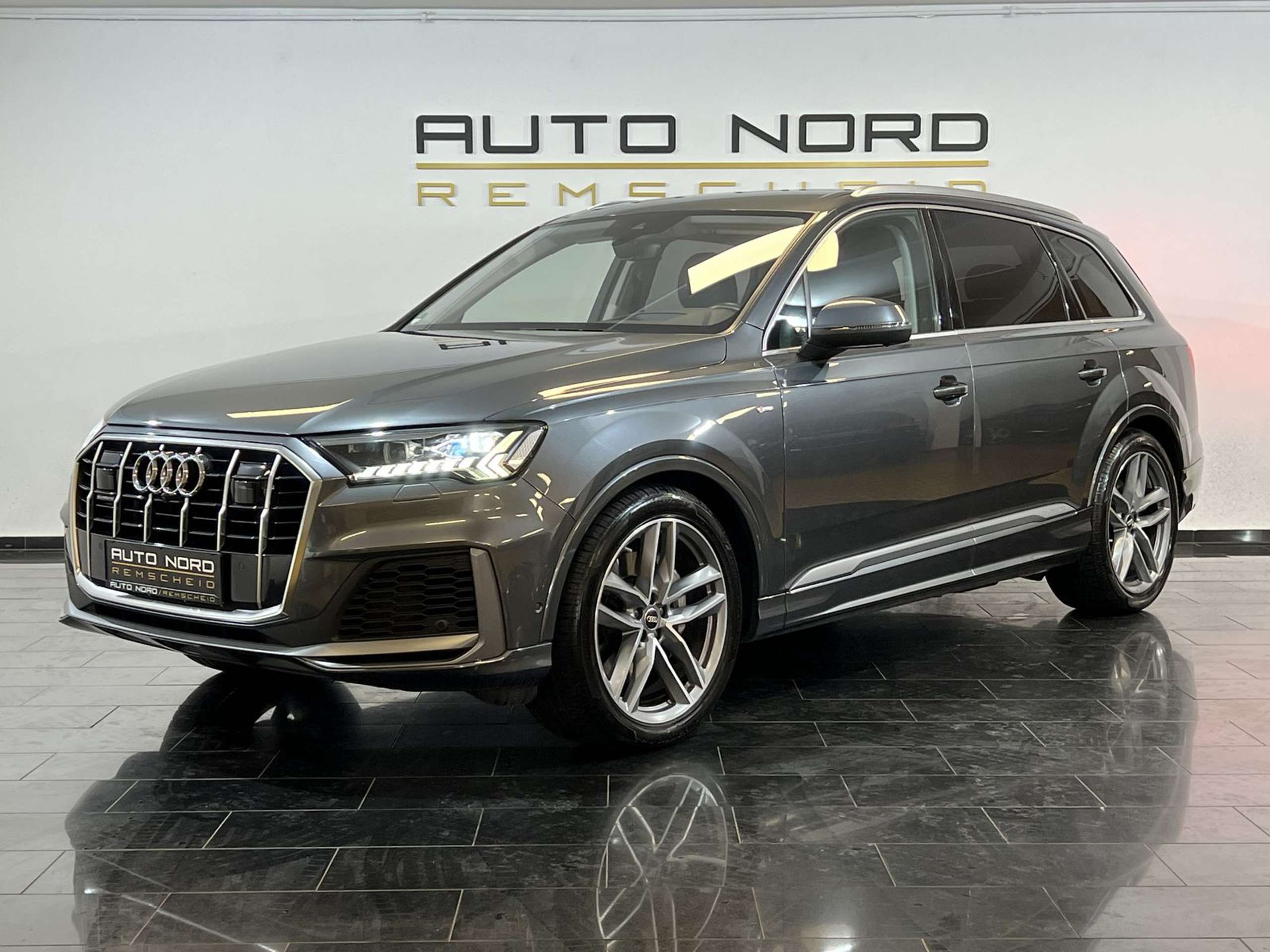 Audi - Q7