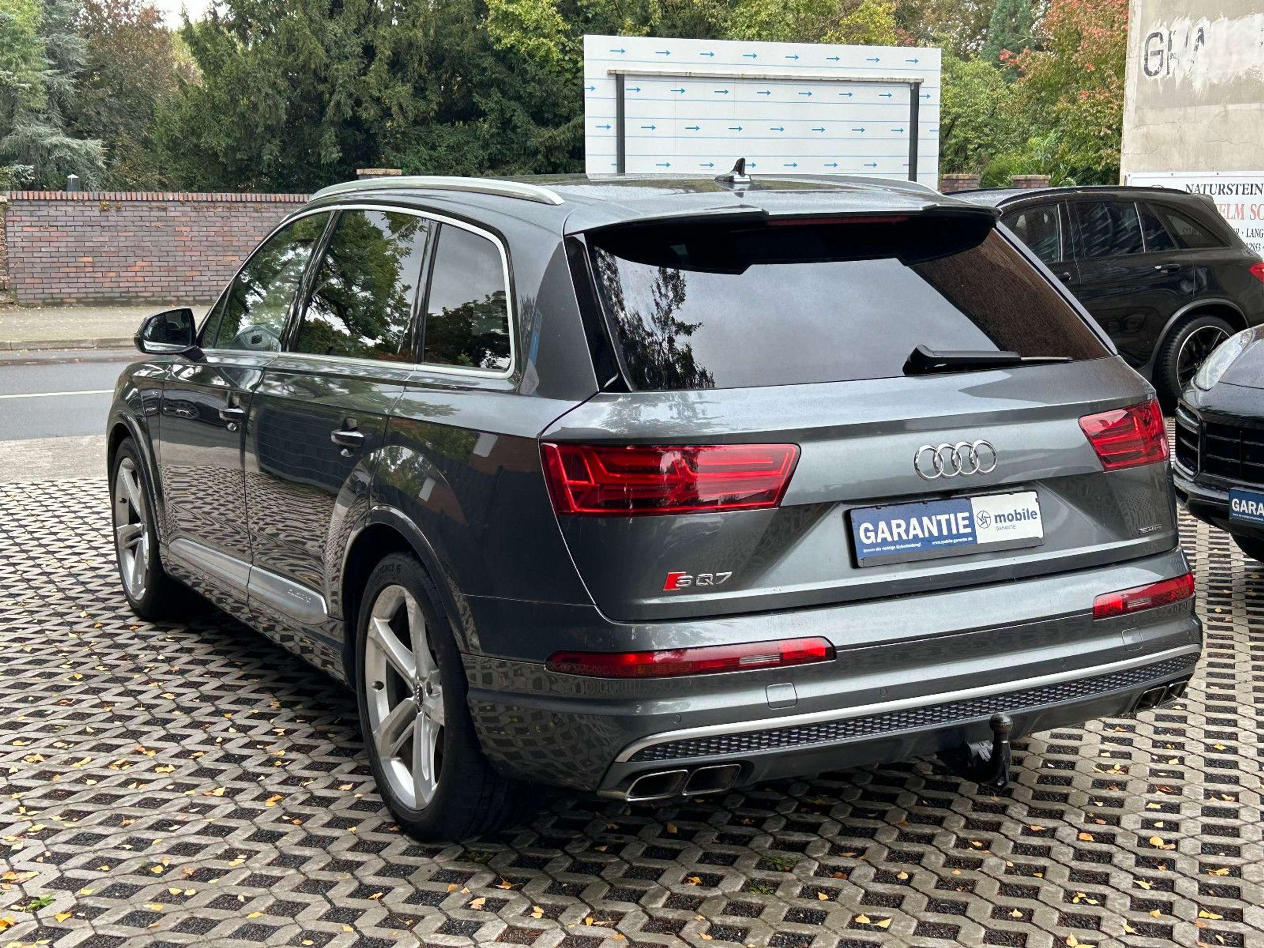 Audi - SQ7