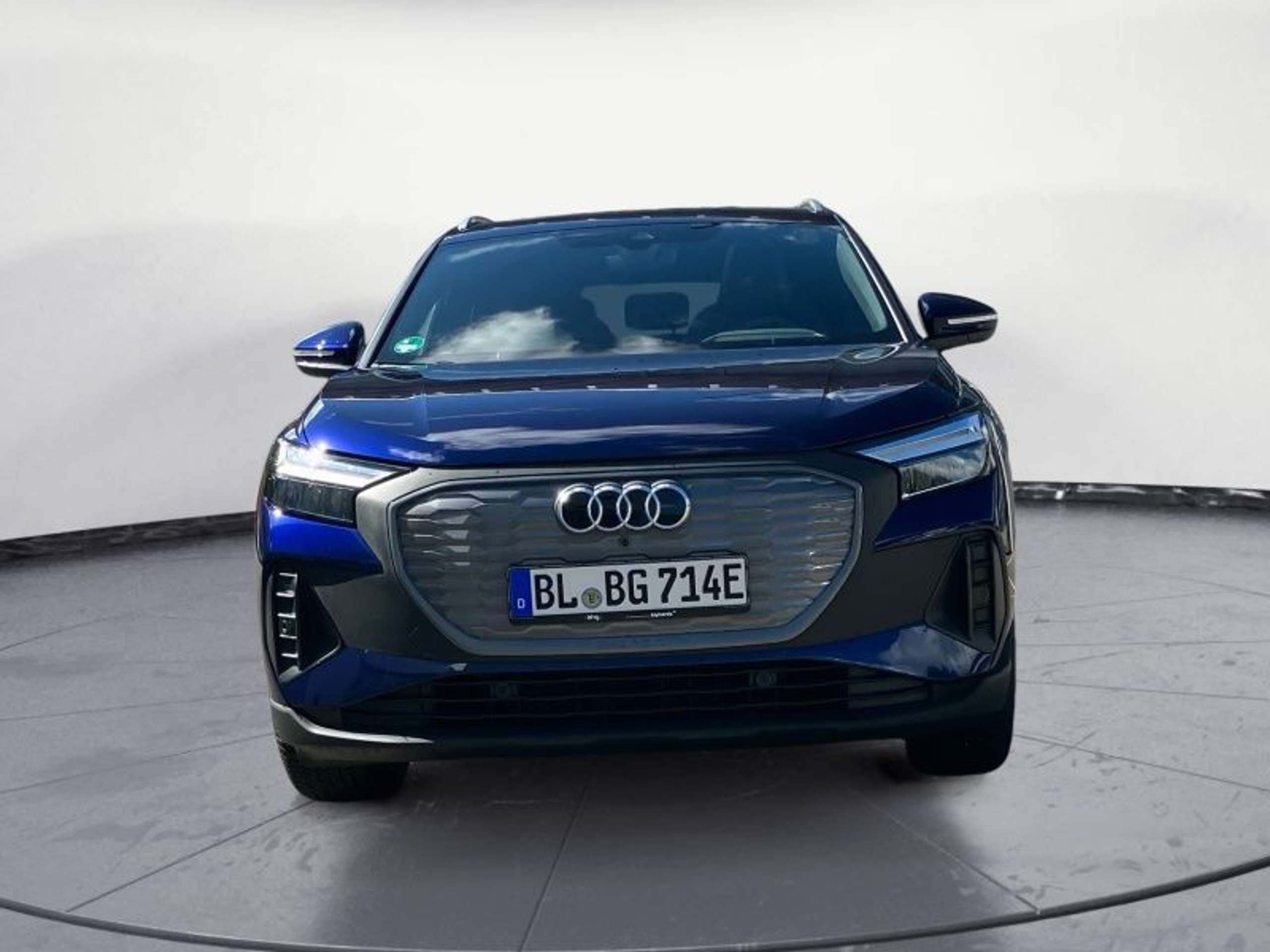 Audi - Q4 e-tron