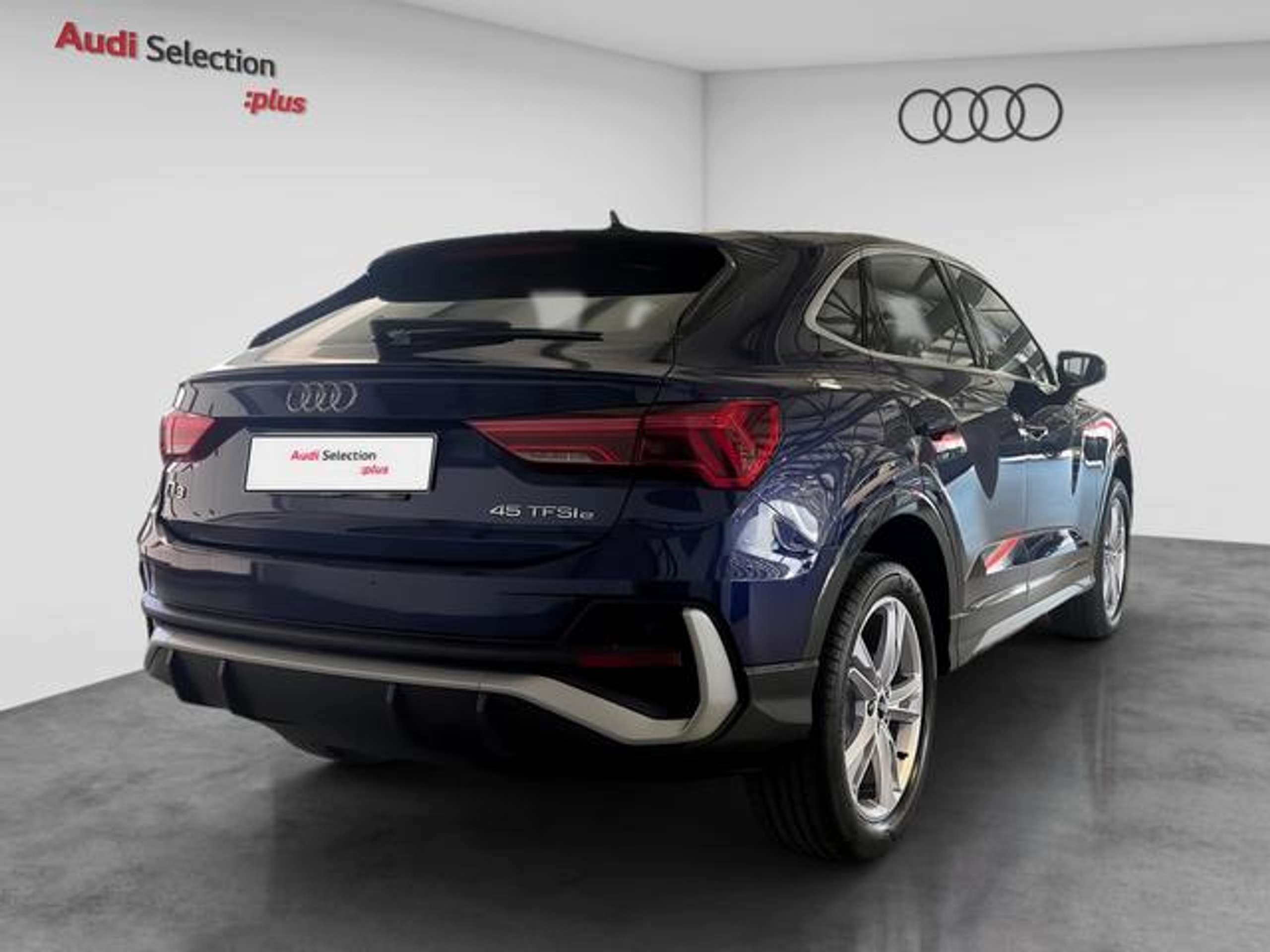 Audi - Q3