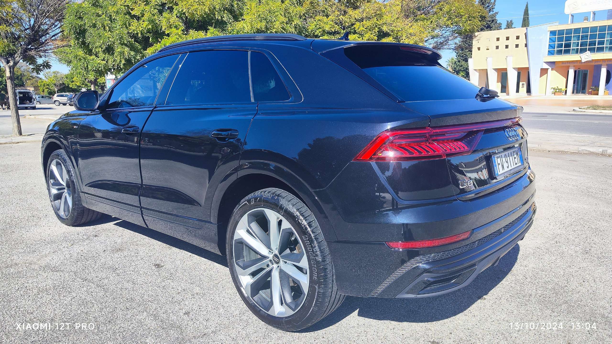 Audi - Q8